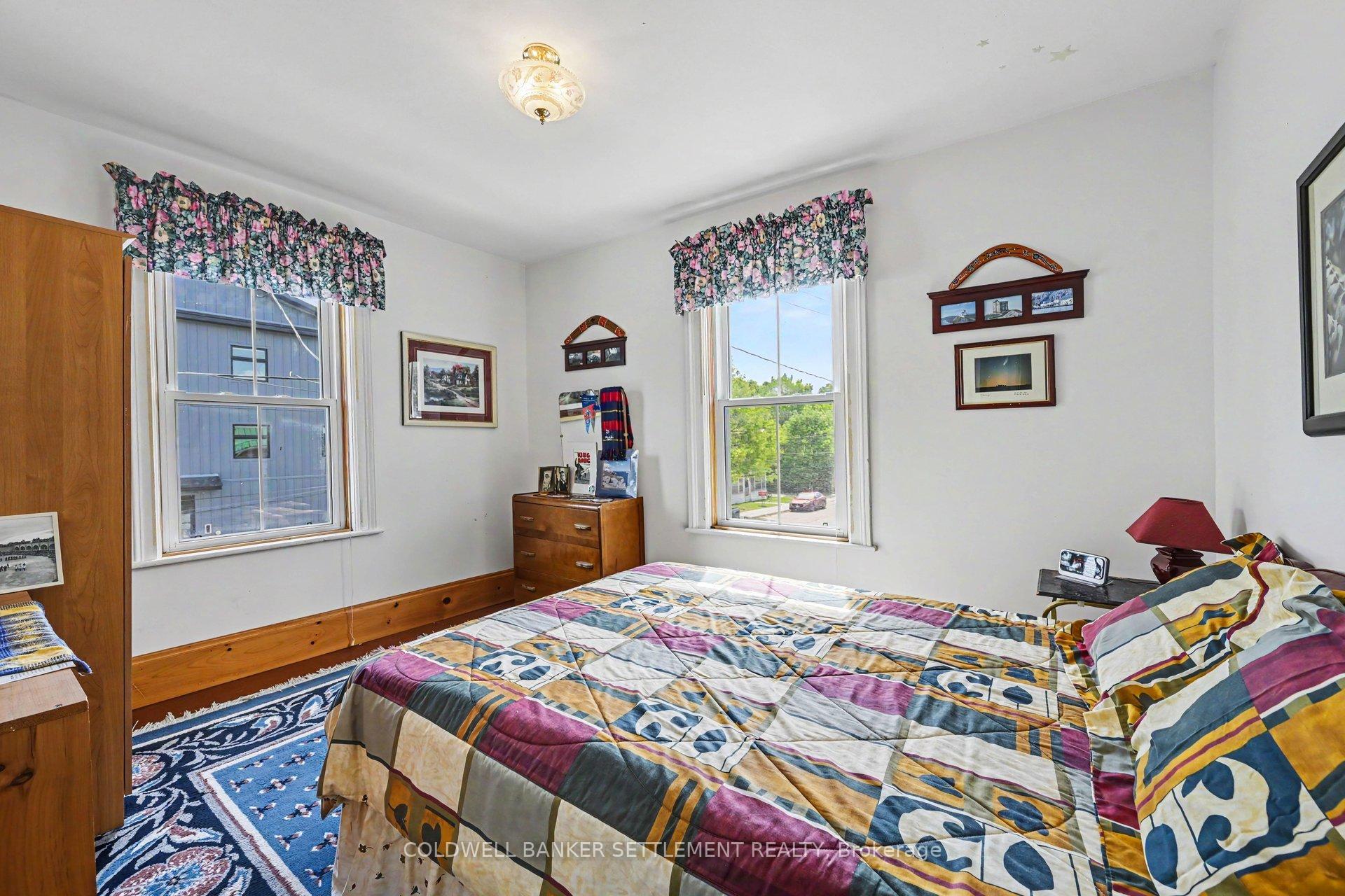 Photo 27 of 56 Drummond Street E, Perth, Perth — HOMEH