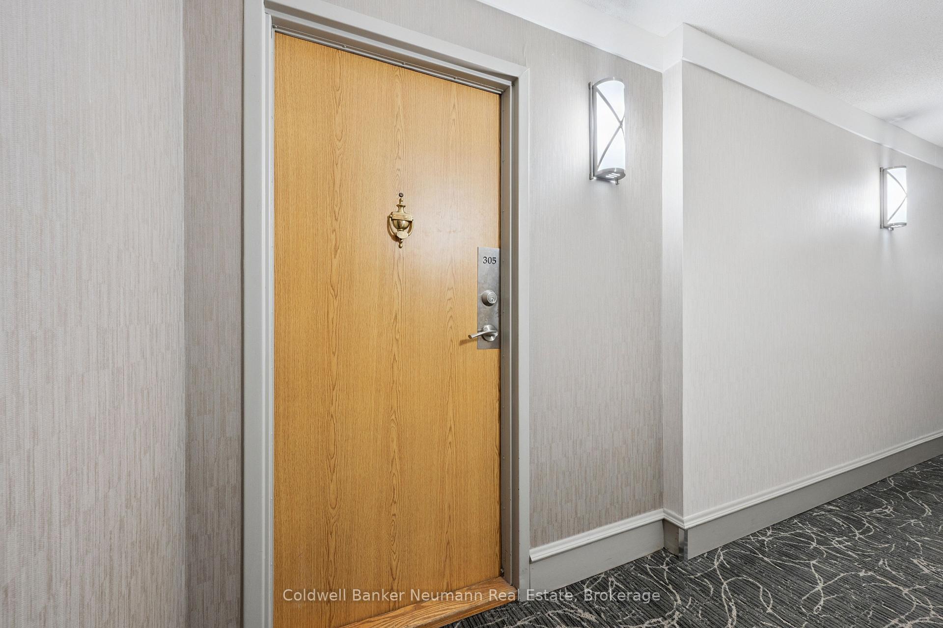 Photo 6 of Unit 305, 23 Woodlawn Road E, Guelph, Riverside Park — HOMEH