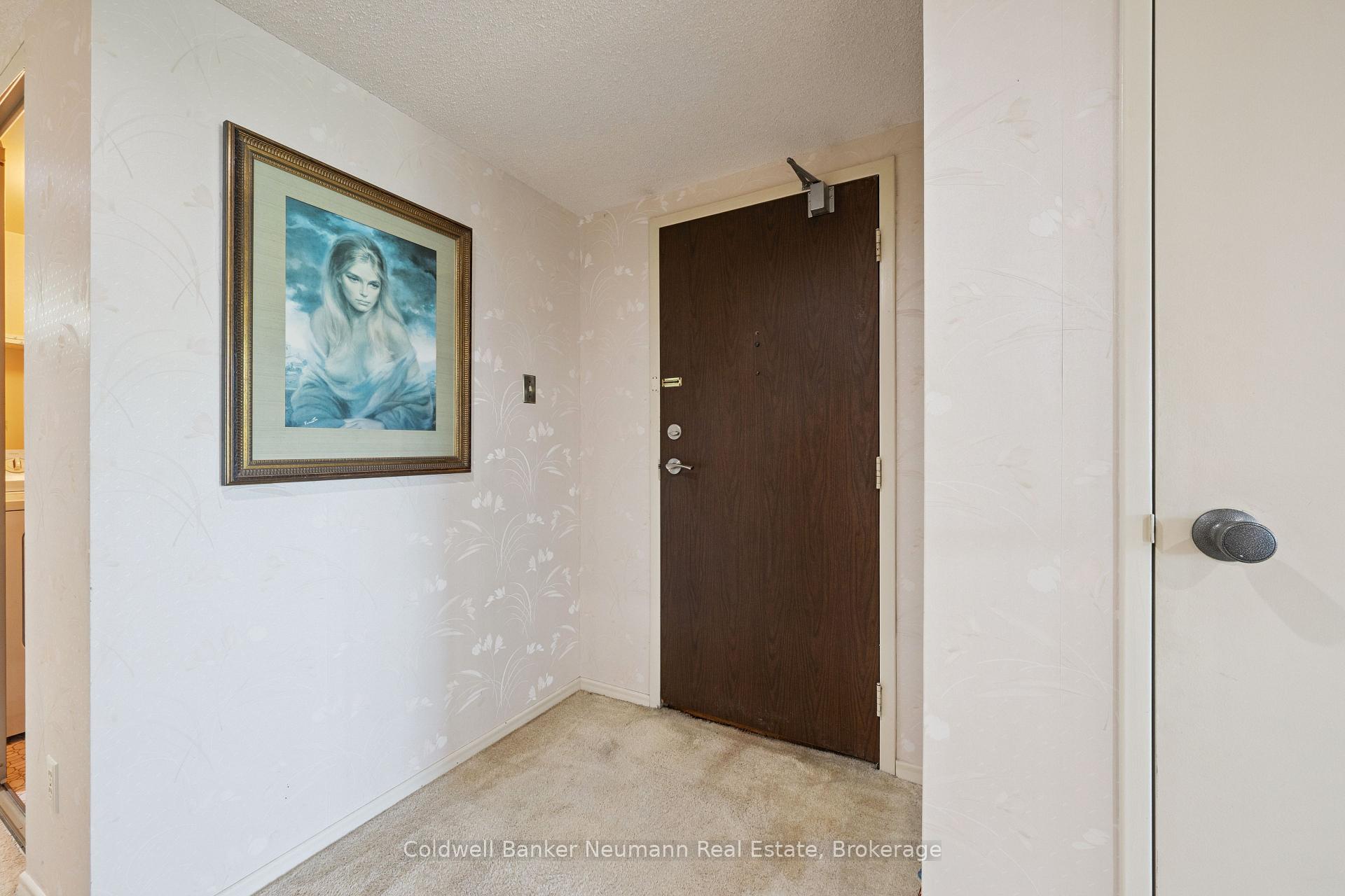Photo 7 of Unit 305, 23 Woodlawn Road E, Guelph, Riverside Park — HOMEH
