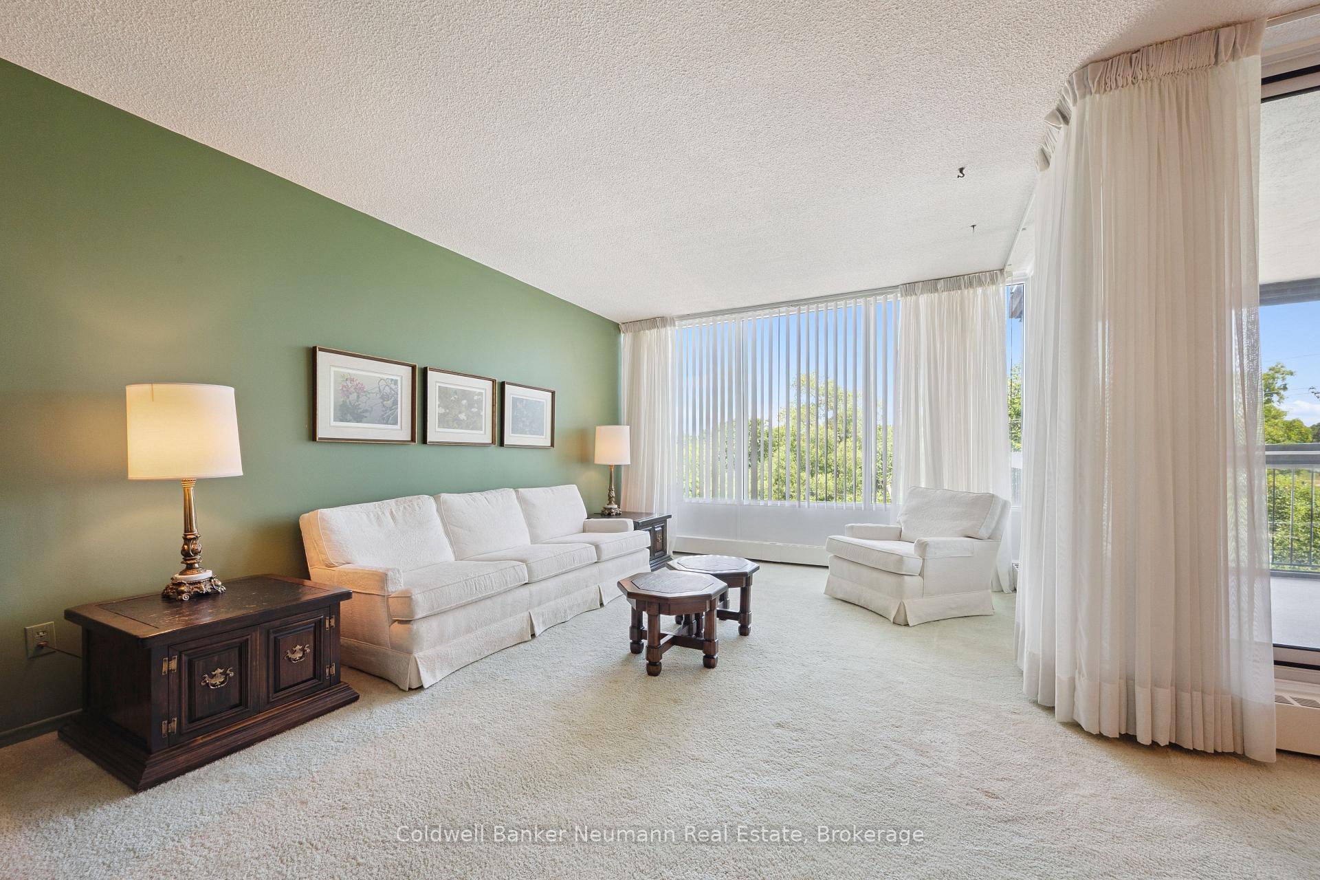 Photo 10 of Unit 305, 23 Woodlawn Road E, Guelph, Riverside Park — HOMEH