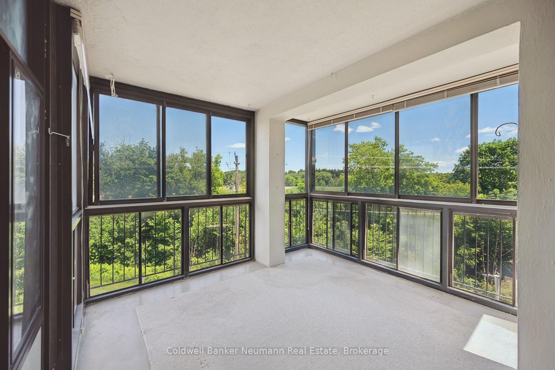 Photo 29 of Unit 305, 23 Woodlawn Road E, Guelph, Riverside Park — HOMEH