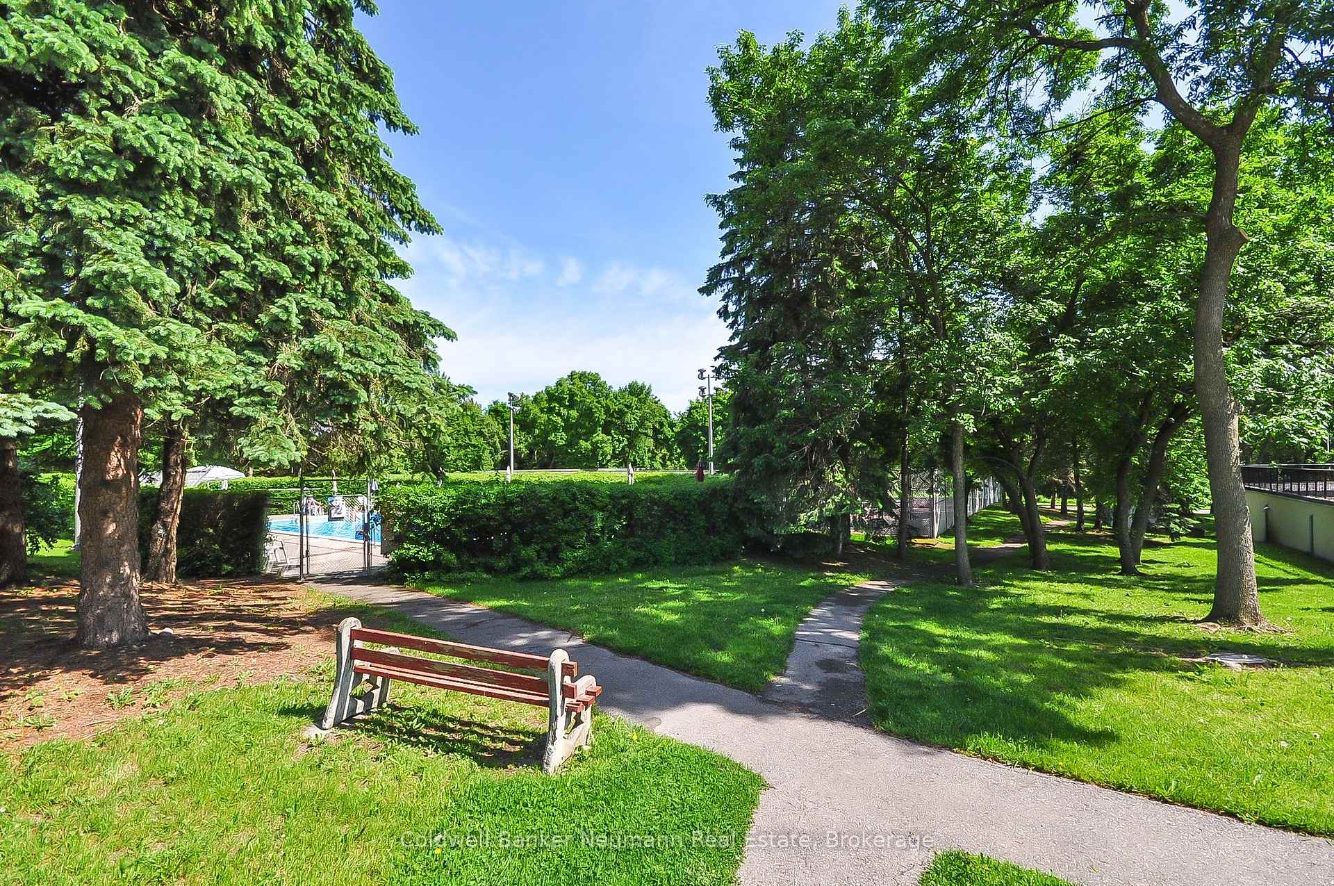 Photo 39 of Unit 305, 23 Woodlawn Road E, Guelph, Riverside Park — HOMEH