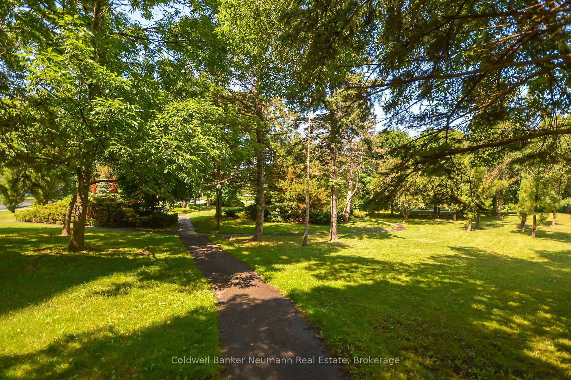 Photo 43 of Unit 305, 23 Woodlawn Road E, Guelph, Riverside Park — HOMEH