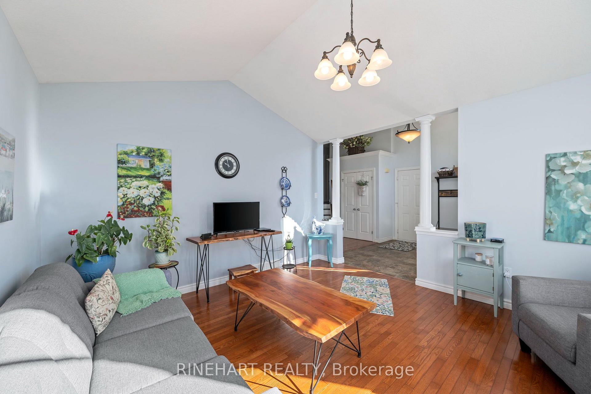 Photo 9 of 228 Boyd Boulevard, Zorra, Thamesford — HOMEH