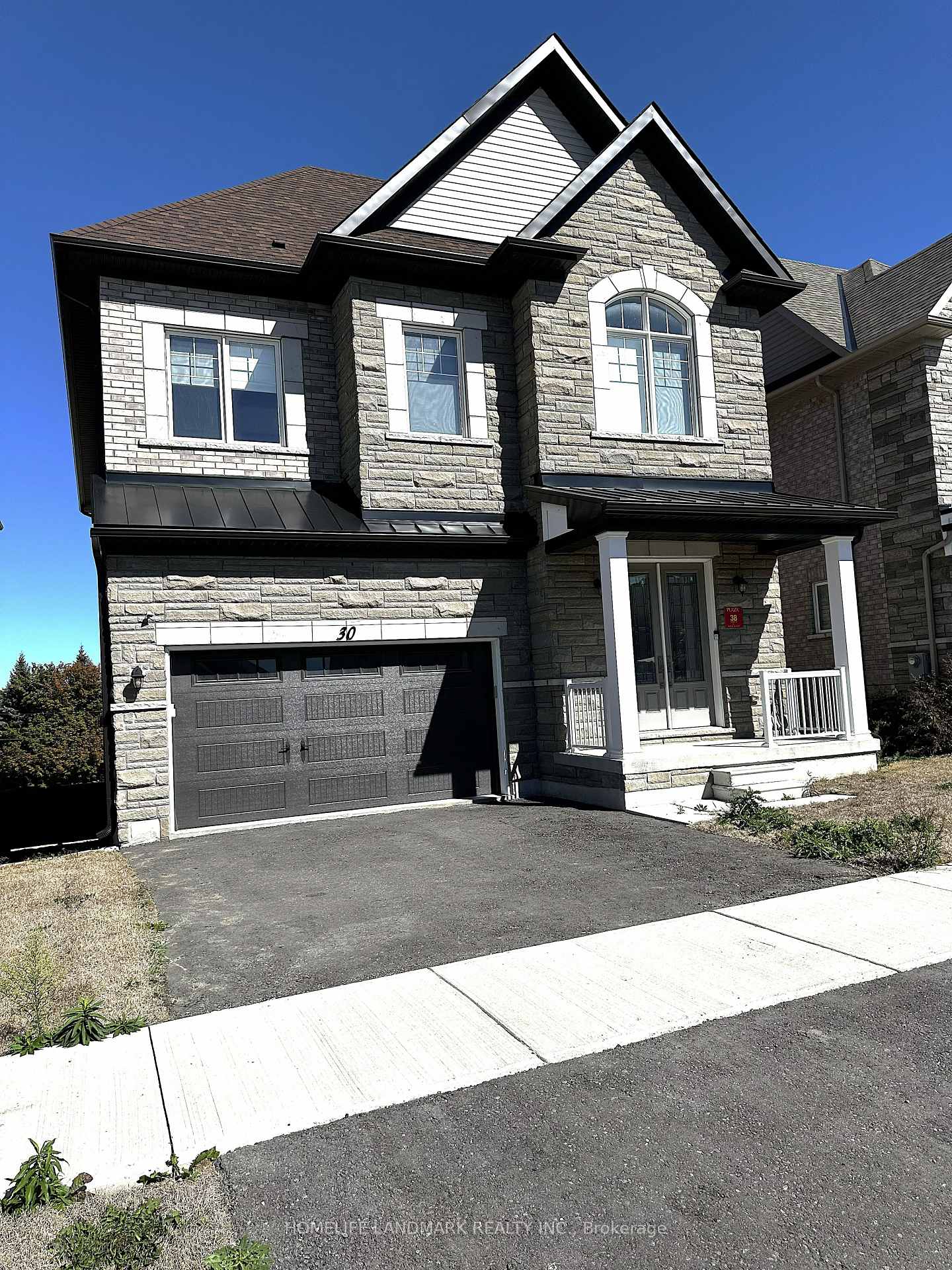 Photo 1 of 30 Mapleton Street, Richmond Hill, Oak Ridges — HOMEH