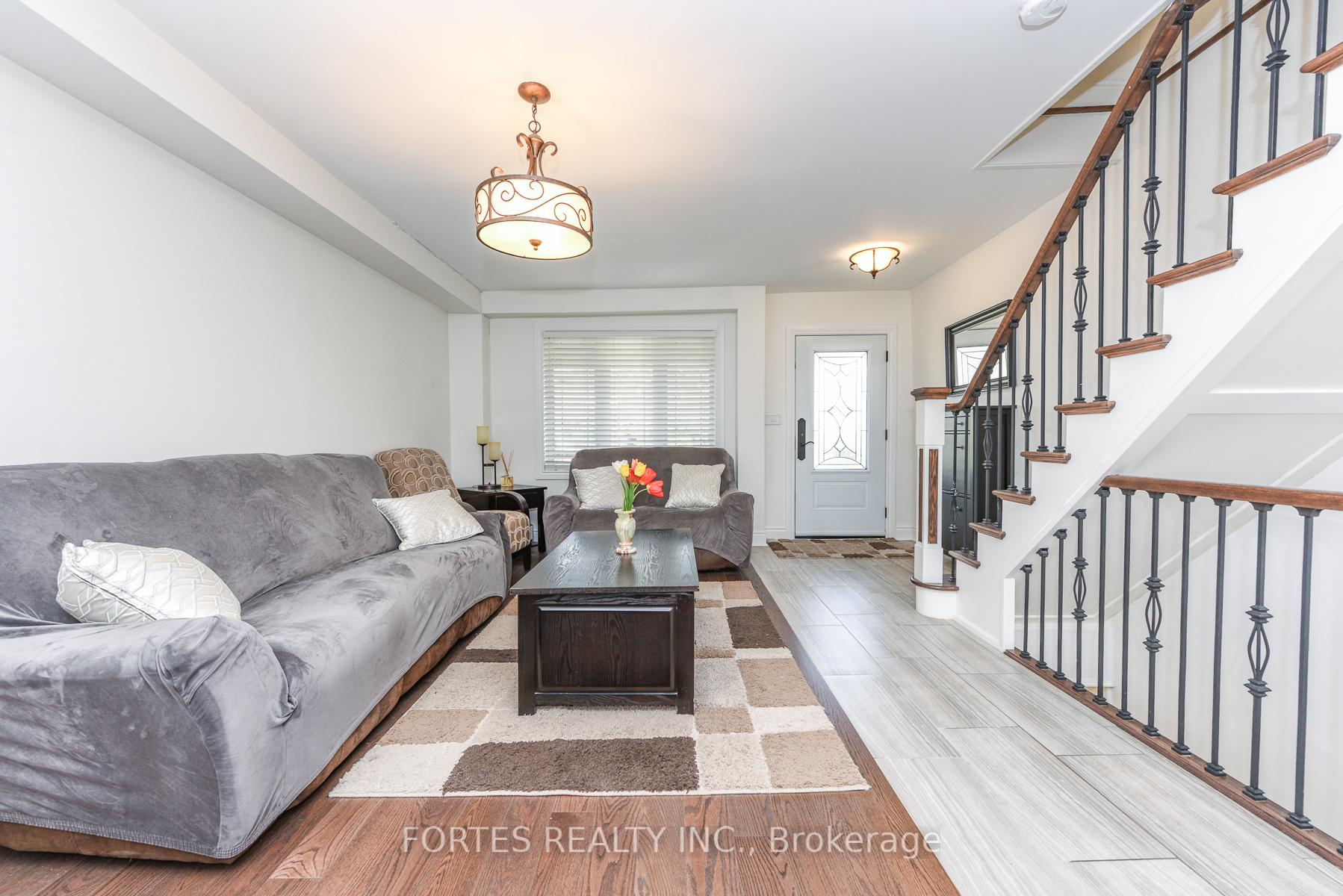 Photo 8 of 285 Gilbert Avenue, Toronto, Caledonia-Fairbank — HOMEH