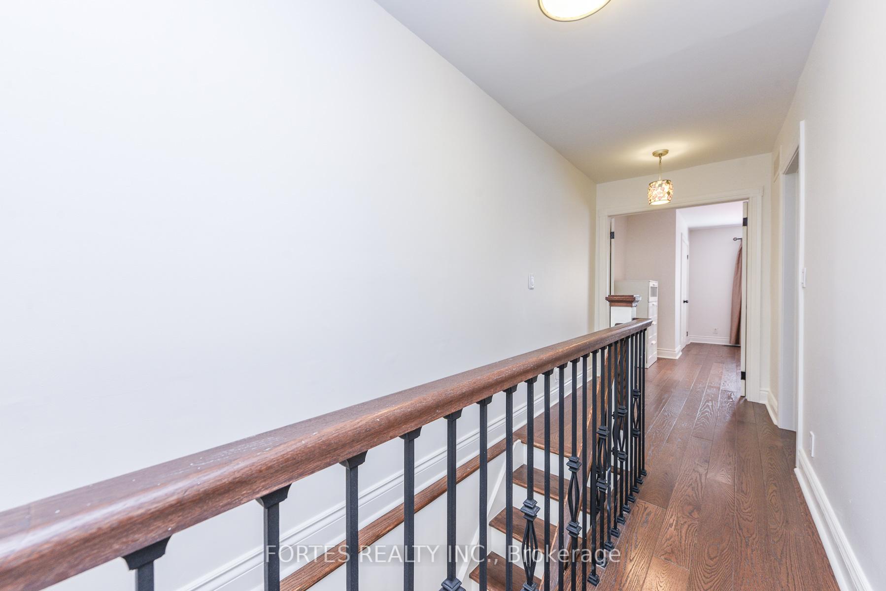 Photo 19 of 285 Gilbert Avenue, Toronto, Caledonia-Fairbank — HOMEH