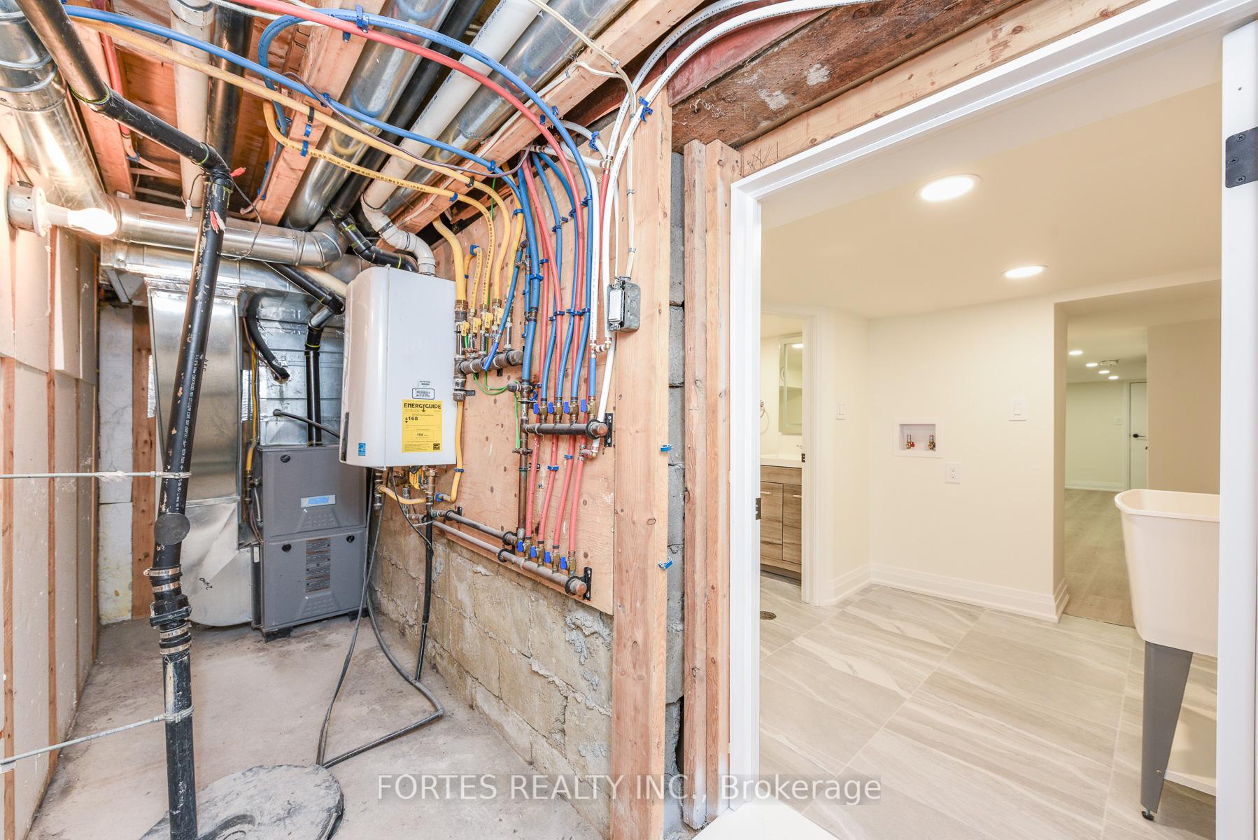 Photo 37 of 285 Gilbert Avenue, Toronto, Caledonia-Fairbank — HOMEH