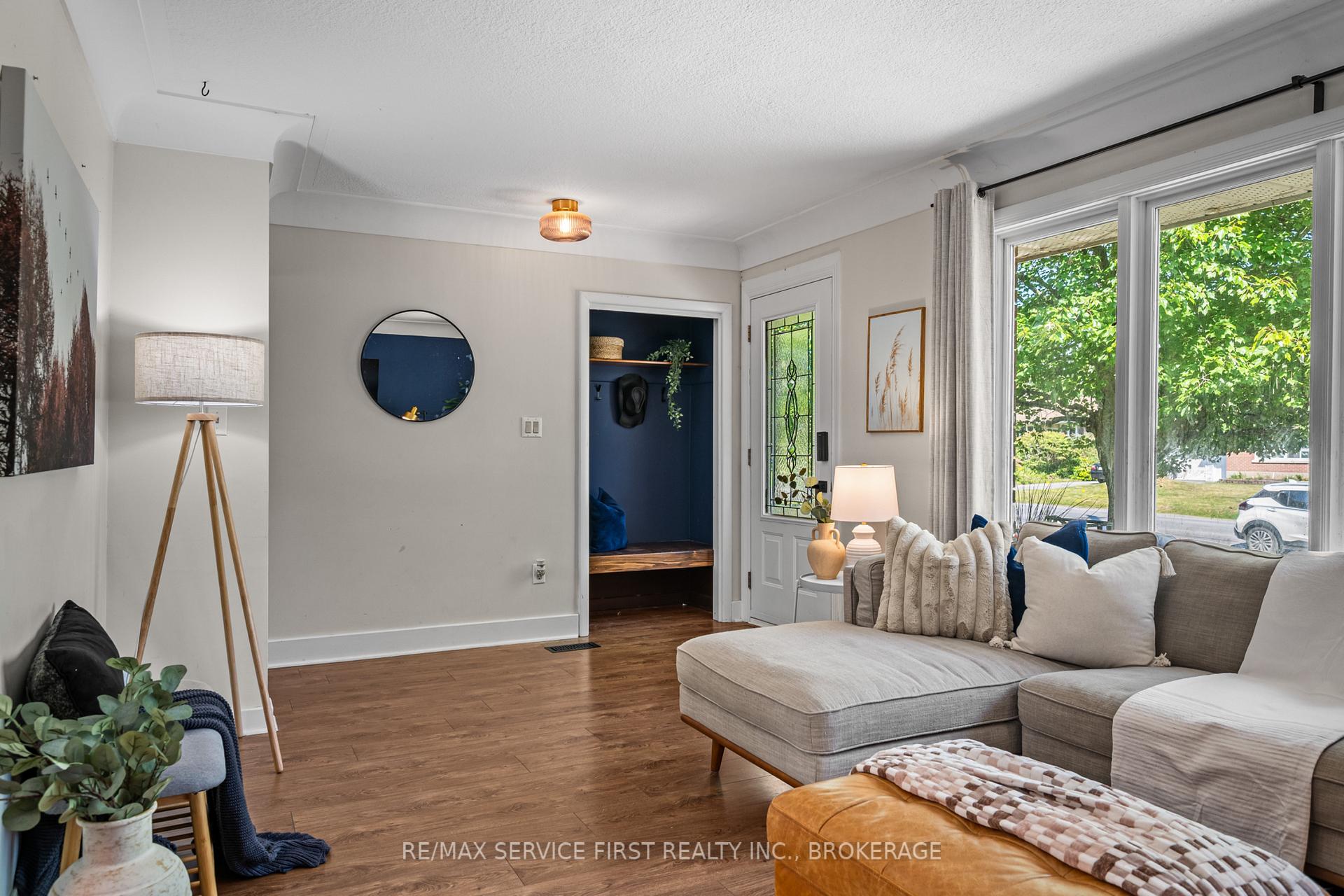 Photo 14 of 447 McEwen Drive, Kingston, City SouthWest — HOMEH