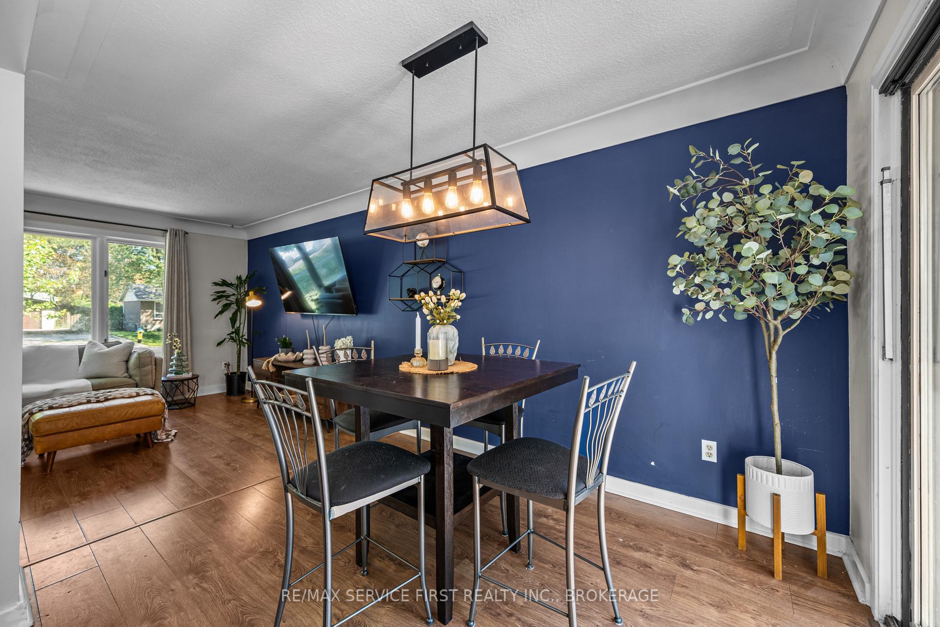 Photo 16 of 447 McEwen Drive, Kingston, City SouthWest — HOMEH