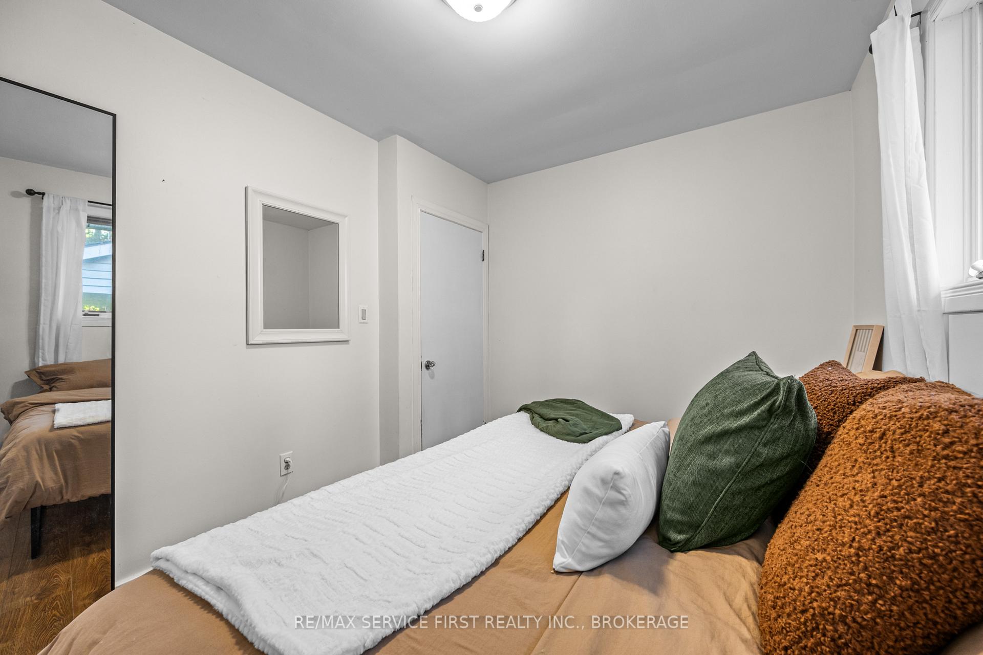 Photo 25 of 447 McEwen Drive, Kingston, City SouthWest — HOMEH