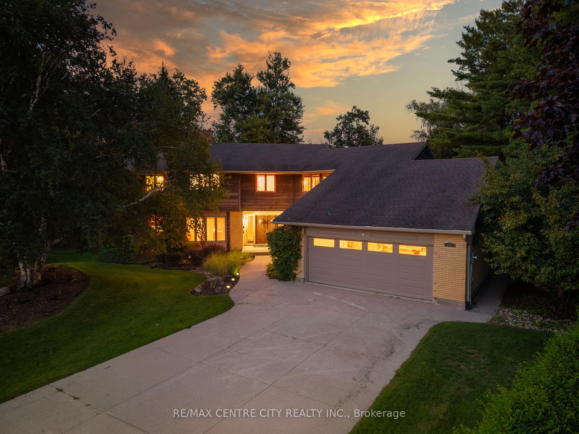 Photo of 255 Mill Pond Crescent
