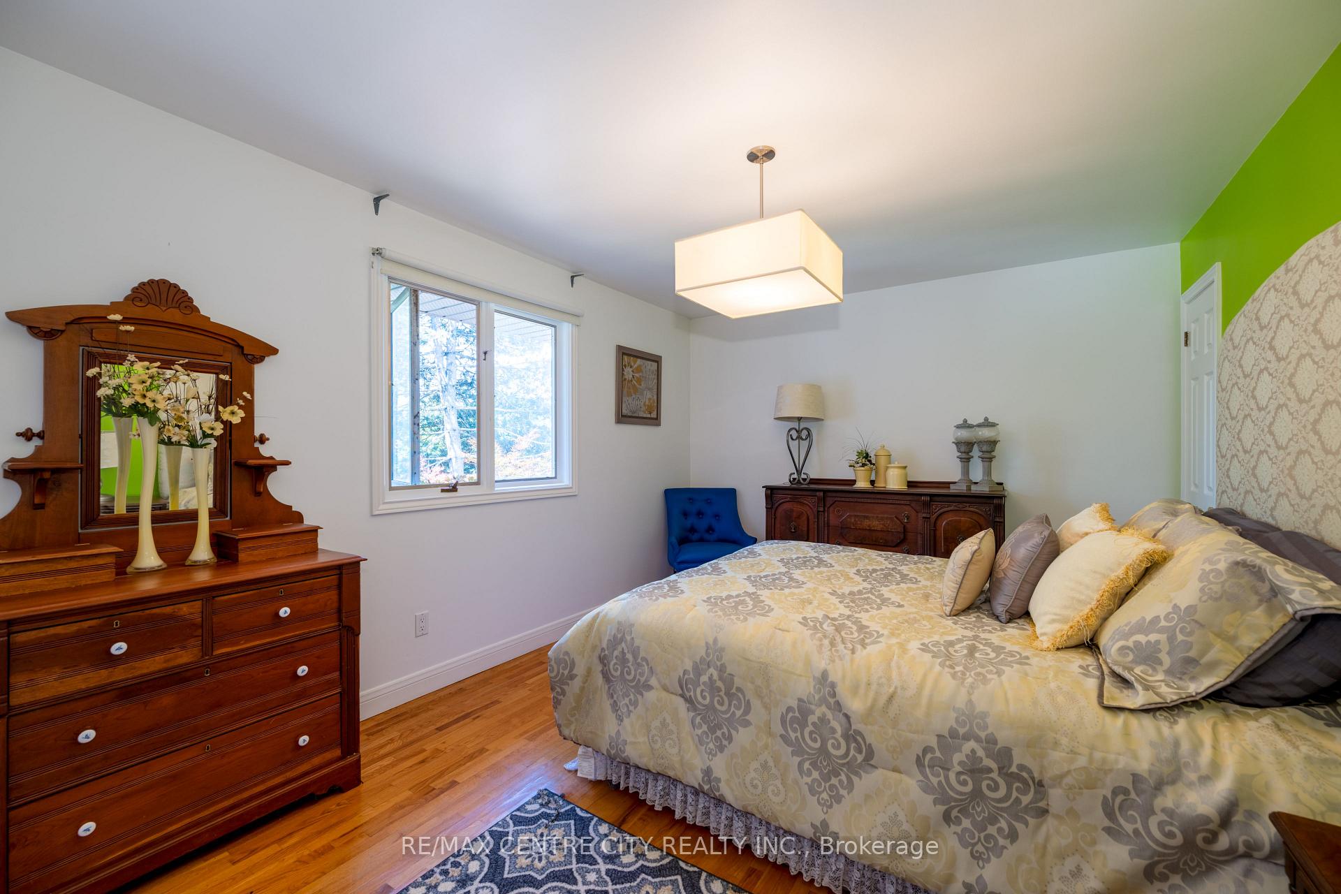Photo 32 of 255 Mill Pond Crescent, Strathroy-Caradoc, NE — HOMEH