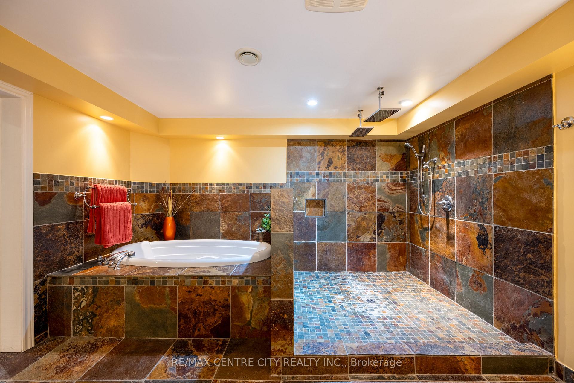Photo 38 of 255 Mill Pond Crescent, Strathroy-Caradoc, NE — HOMEH
