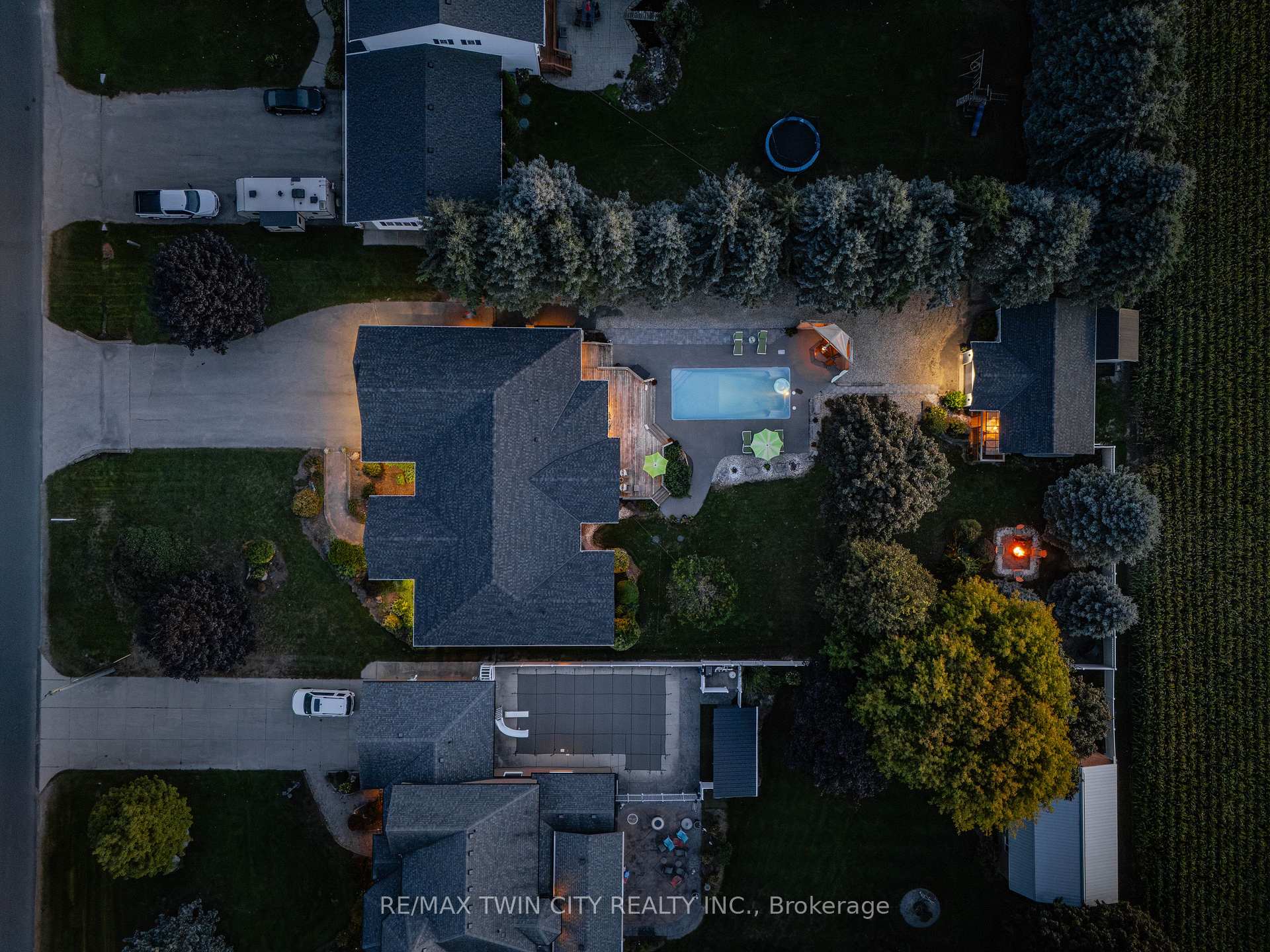 Photo 2 of 6 Eldale Road, Woolwich, Elmira — HOMEH