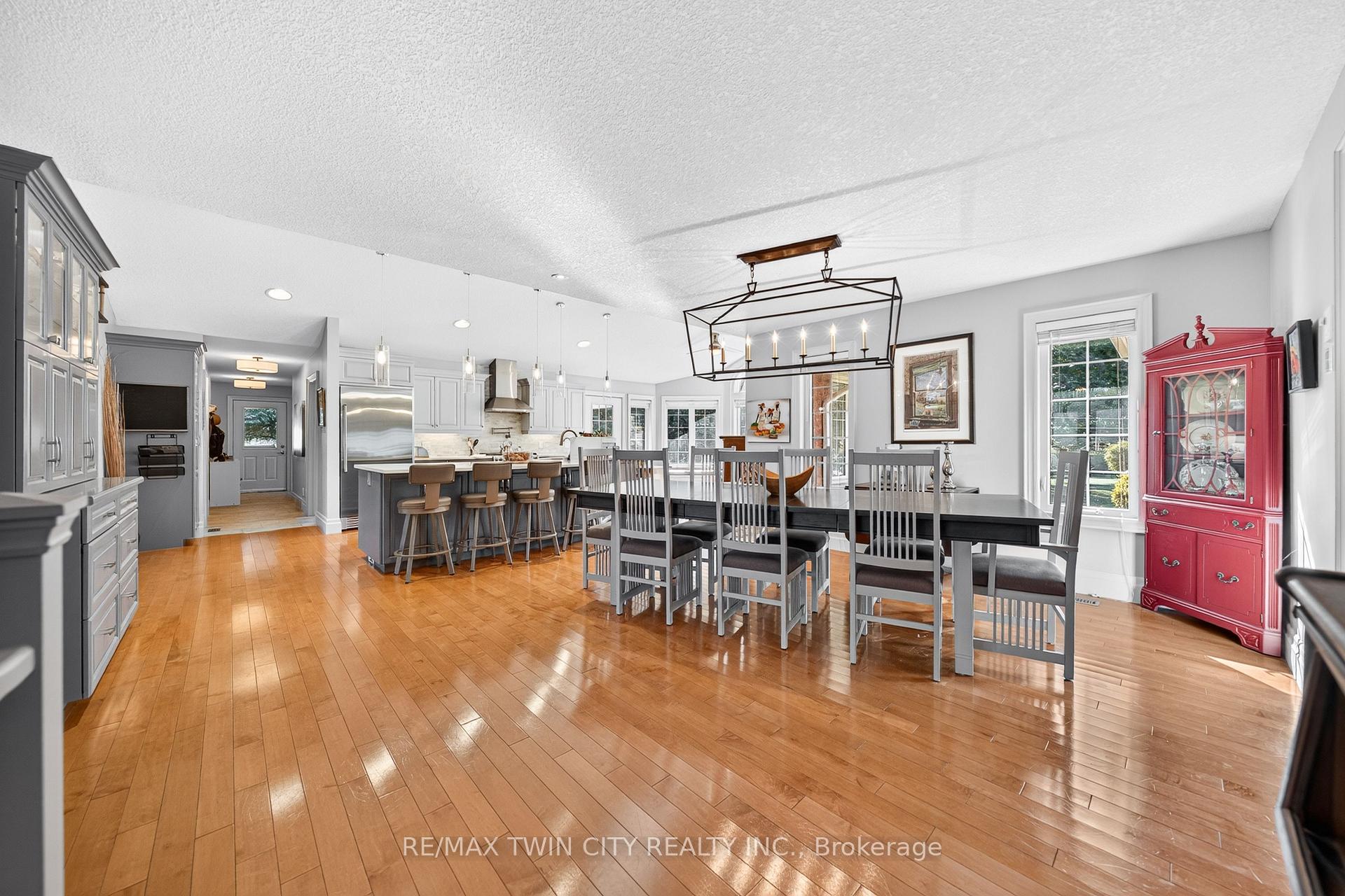 Photo 11 of 6 Eldale Road, Woolwich, Elmira — HOMEH