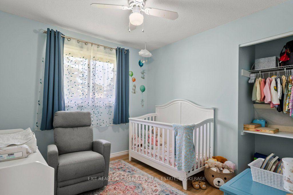 Photo 17 of 504 Coronation Boulevard, Loyalist, Amherstview — HOMEH
