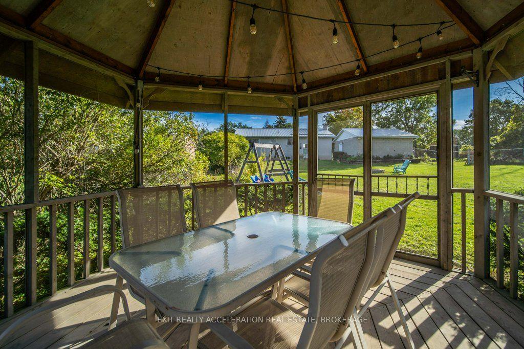 Photo 35 of 504 Coronation Boulevard, Loyalist, Amherstview — HOMEH