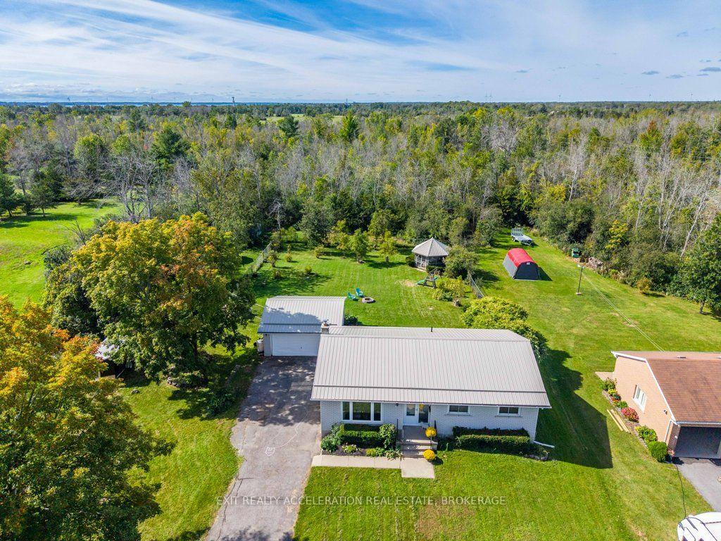 Photo 38 of 504 Coronation Boulevard, Loyalist, Amherstview — HOMEH