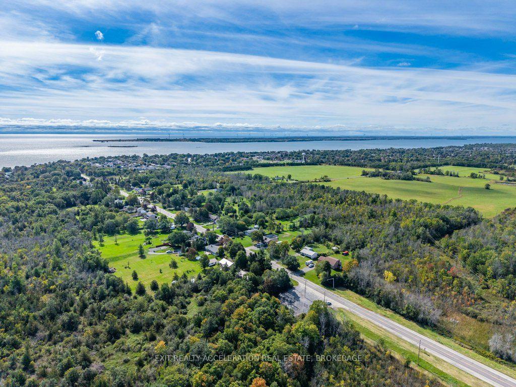 Photo 43 of 504 Coronation Boulevard, Loyalist, Amherstview — HOMEH