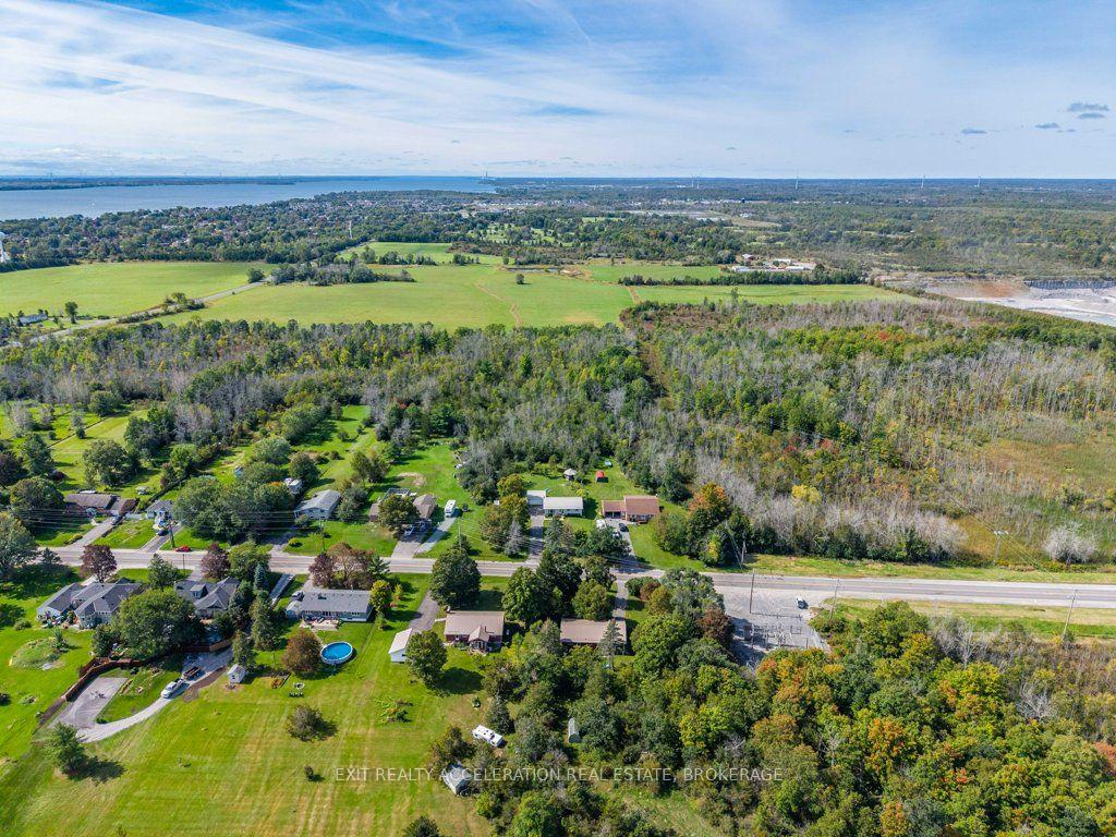 Photo 44 of 504 Coronation Boulevard, Loyalist, Amherstview — HOMEH