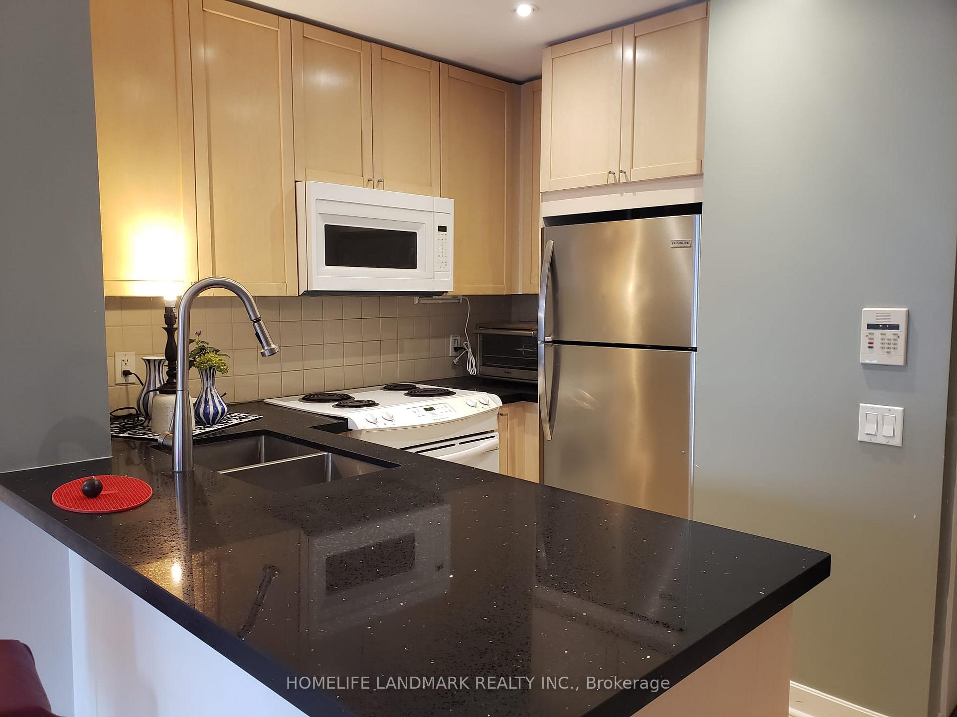 Photo 24 of Unit 1203, 85 Bloor Street E, Toronto, Church-Yonge Corridor — HOMEH