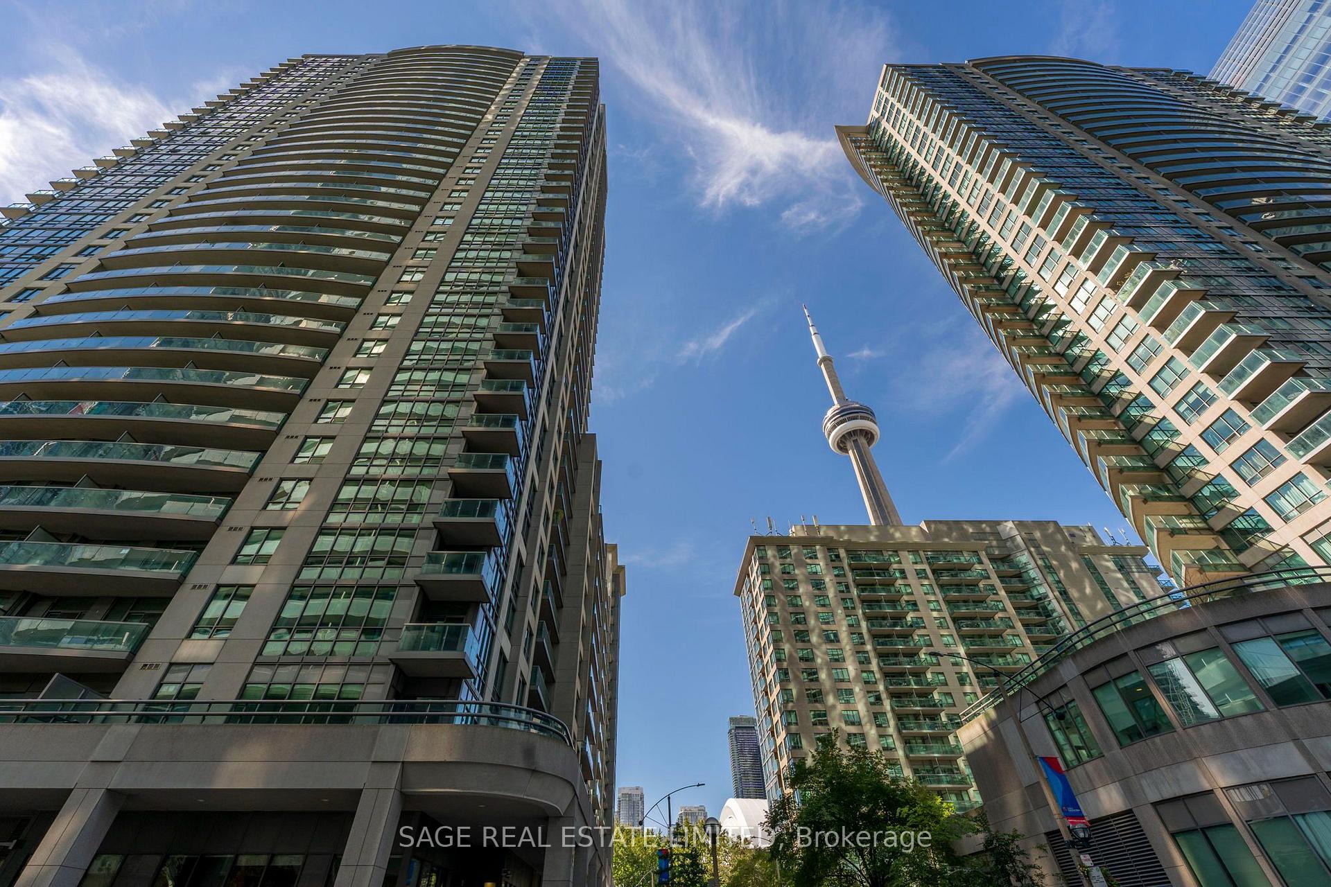 Photo 1 of Unit 1605, 19 Grand Trunk Crescent, Toronto, Waterfront Communities — HOMEH