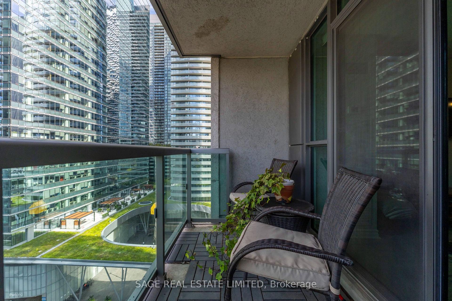 Photo 26 of Unit 1605, 19 Grand Trunk Crescent, Toronto, Waterfront Communities — HOMEH