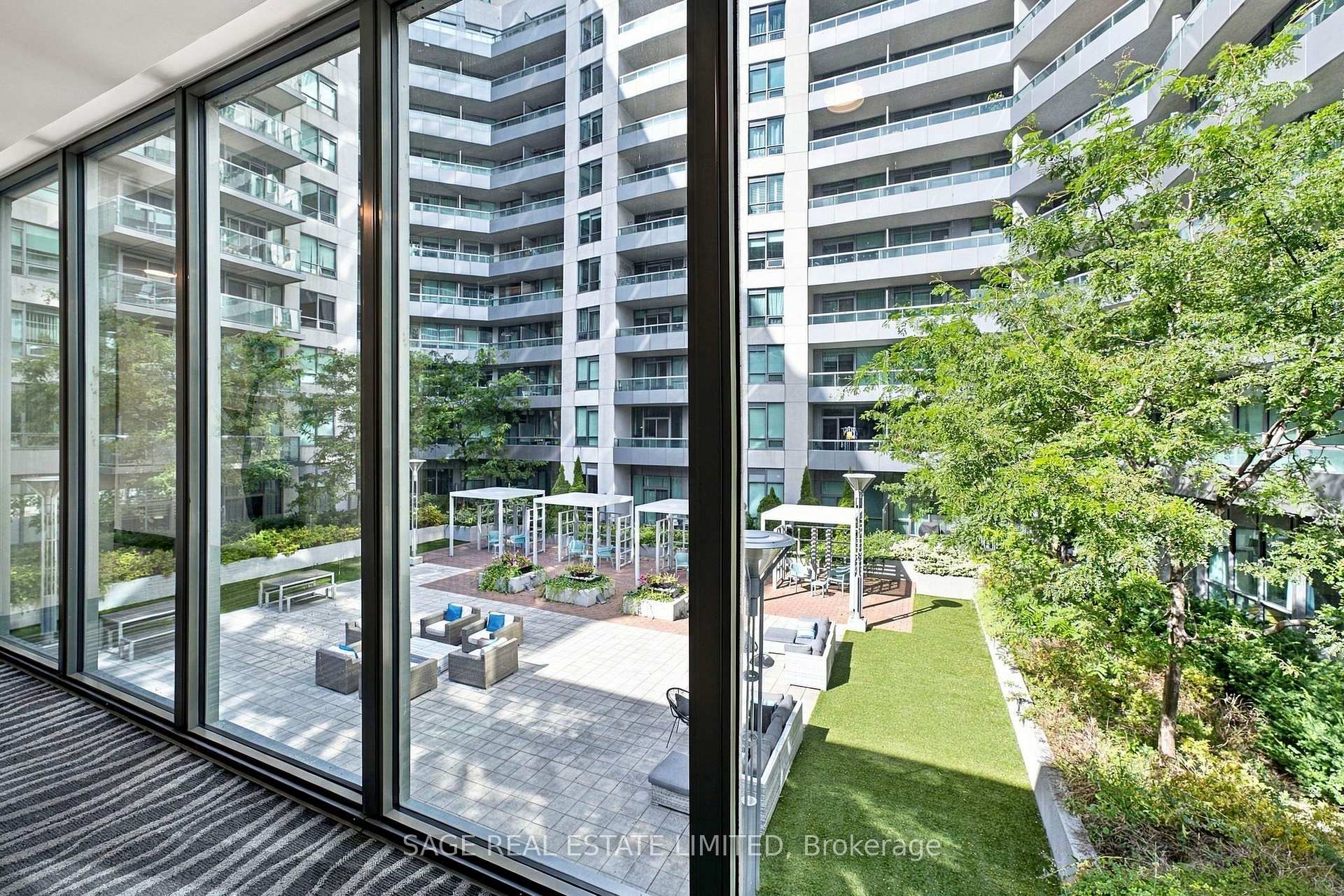 Photo 31 of Unit 1605, 19 Grand Trunk Crescent, Toronto, Waterfront Communities — HOMEH