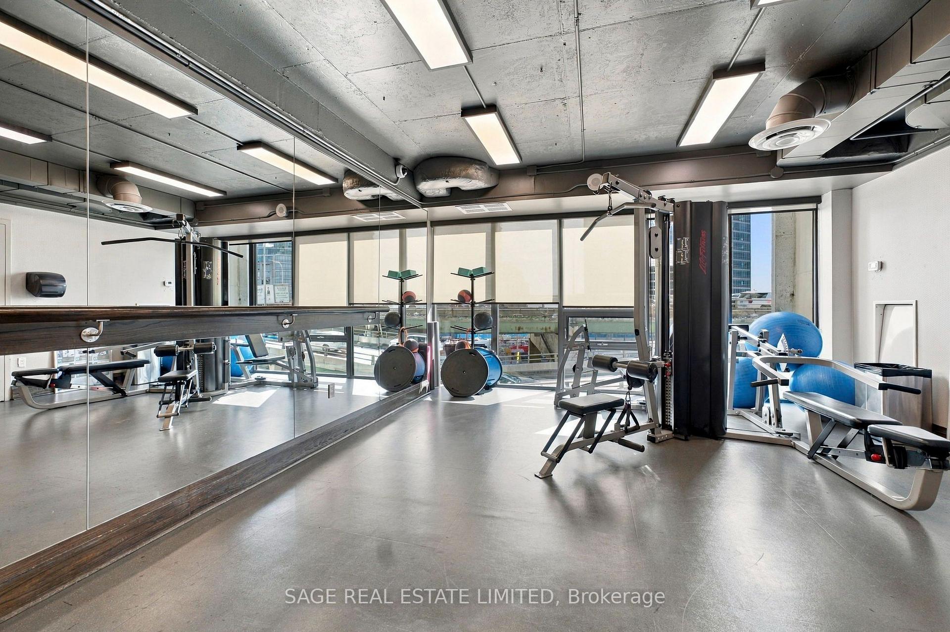 Photo 32 of Unit 1605, 19 Grand Trunk Crescent, Toronto, Waterfront Communities — HOMEH