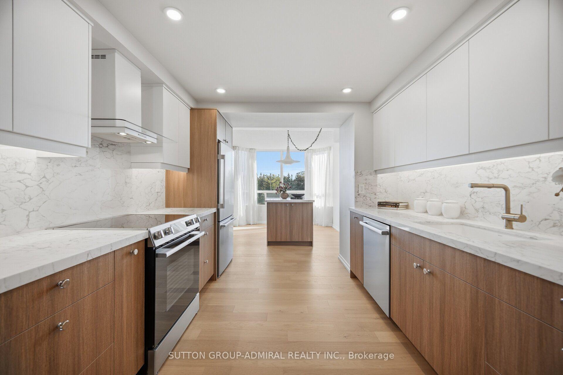 Photo 5 of Unit 411, 1 Aberfoyle Crescent, Etobicoke, Islington-City Centre West — HOMEH