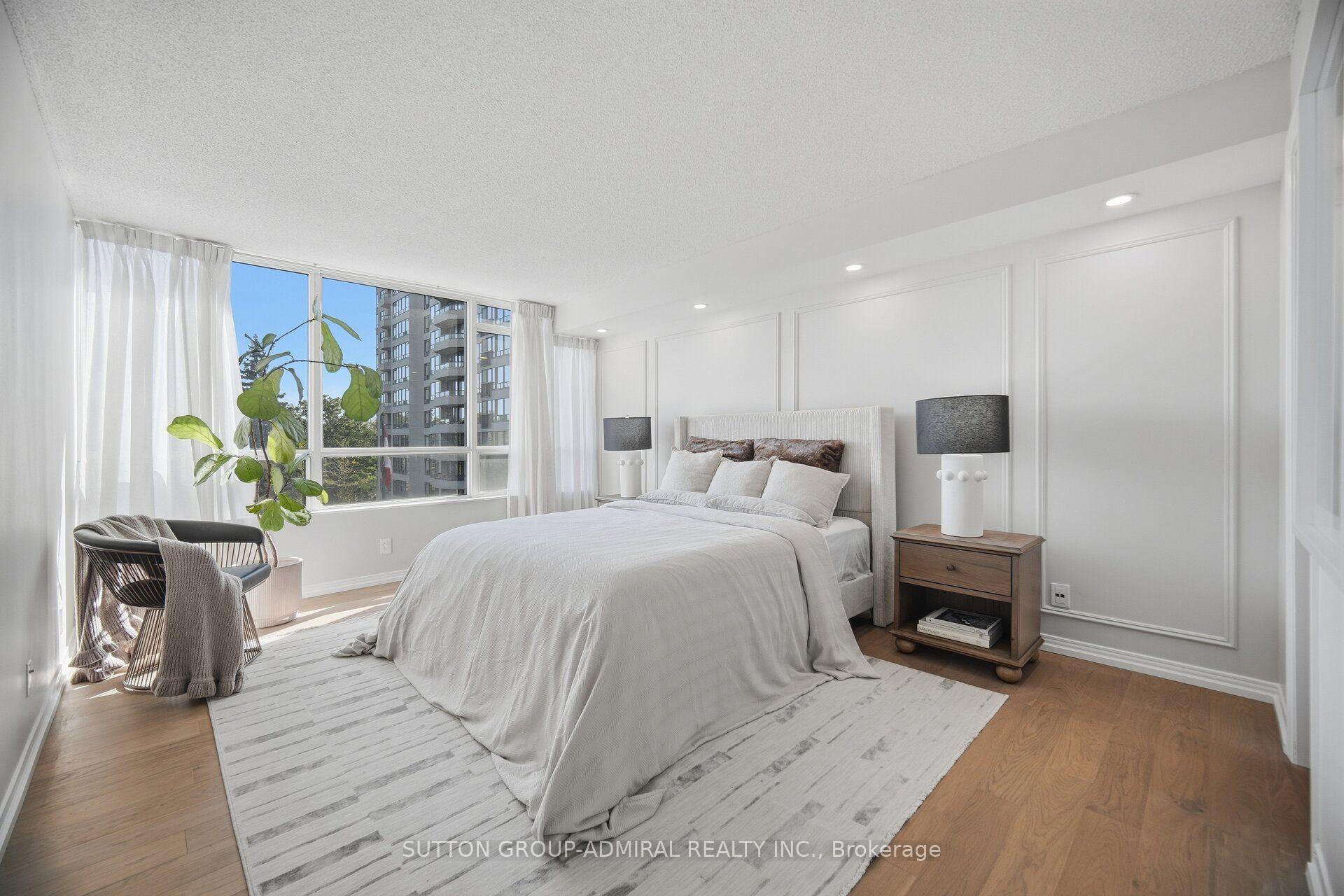Photo 13 of Unit 411, 1 Aberfoyle Crescent, Etobicoke, Islington-City Centre West — HOMEH