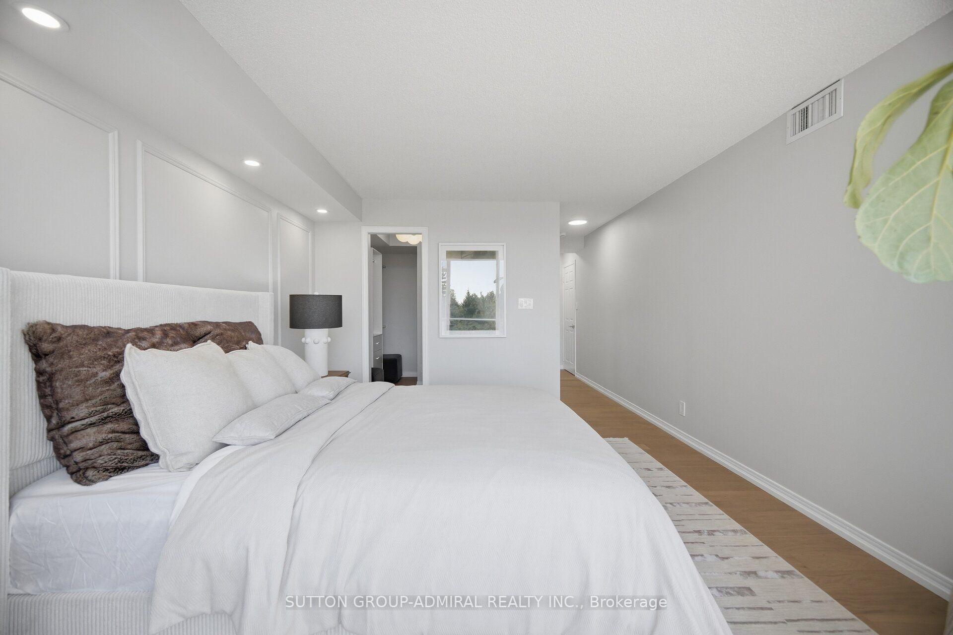 Photo 14 of Unit 411, 1 Aberfoyle Crescent, Etobicoke, Islington-City Centre West — HOMEH