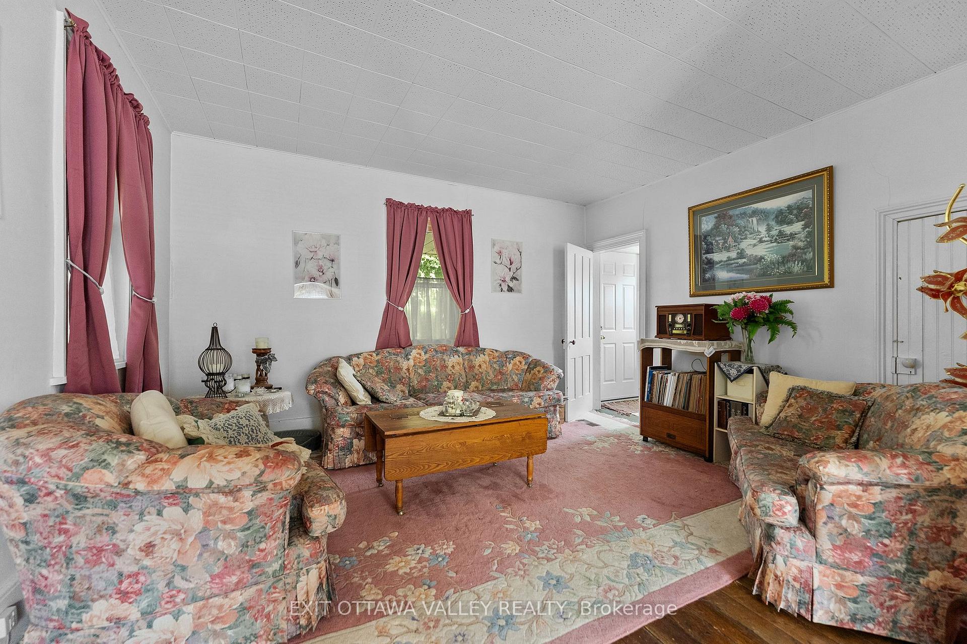 Photo 15 of 162 Highway No. 28, Addington Highlands, Addington Highlands — HOMEH