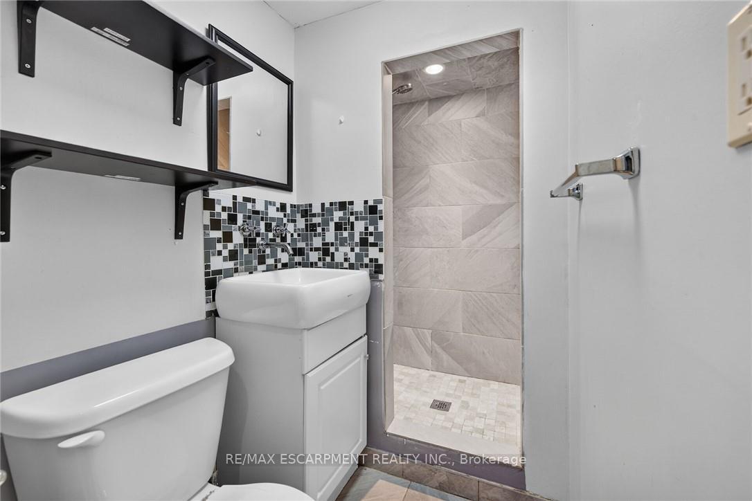 Photo 61 of 10 Krafty Court, Hamilton, Mountview — HOMEH