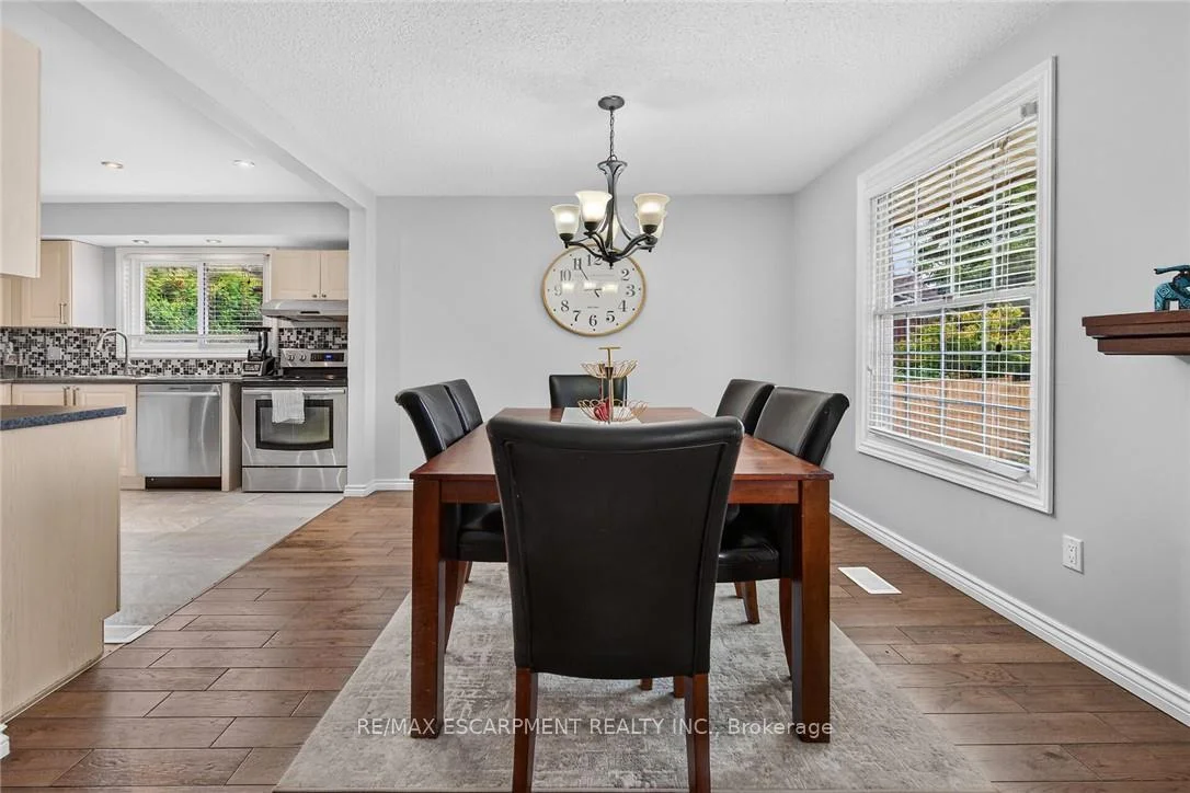 Photo 12 of 10 Krafty Court, Hamilton, Mountview — HOMEH