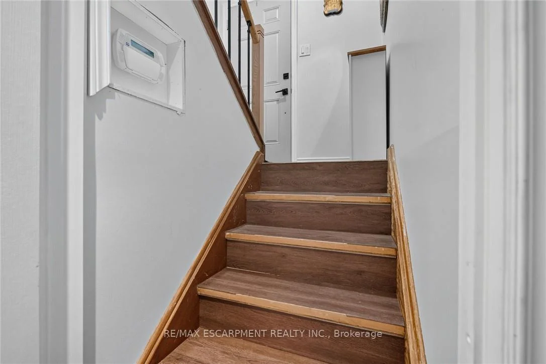 Photo 46 of 10 Krafty Court, Hamilton, Mountview — HOMEH