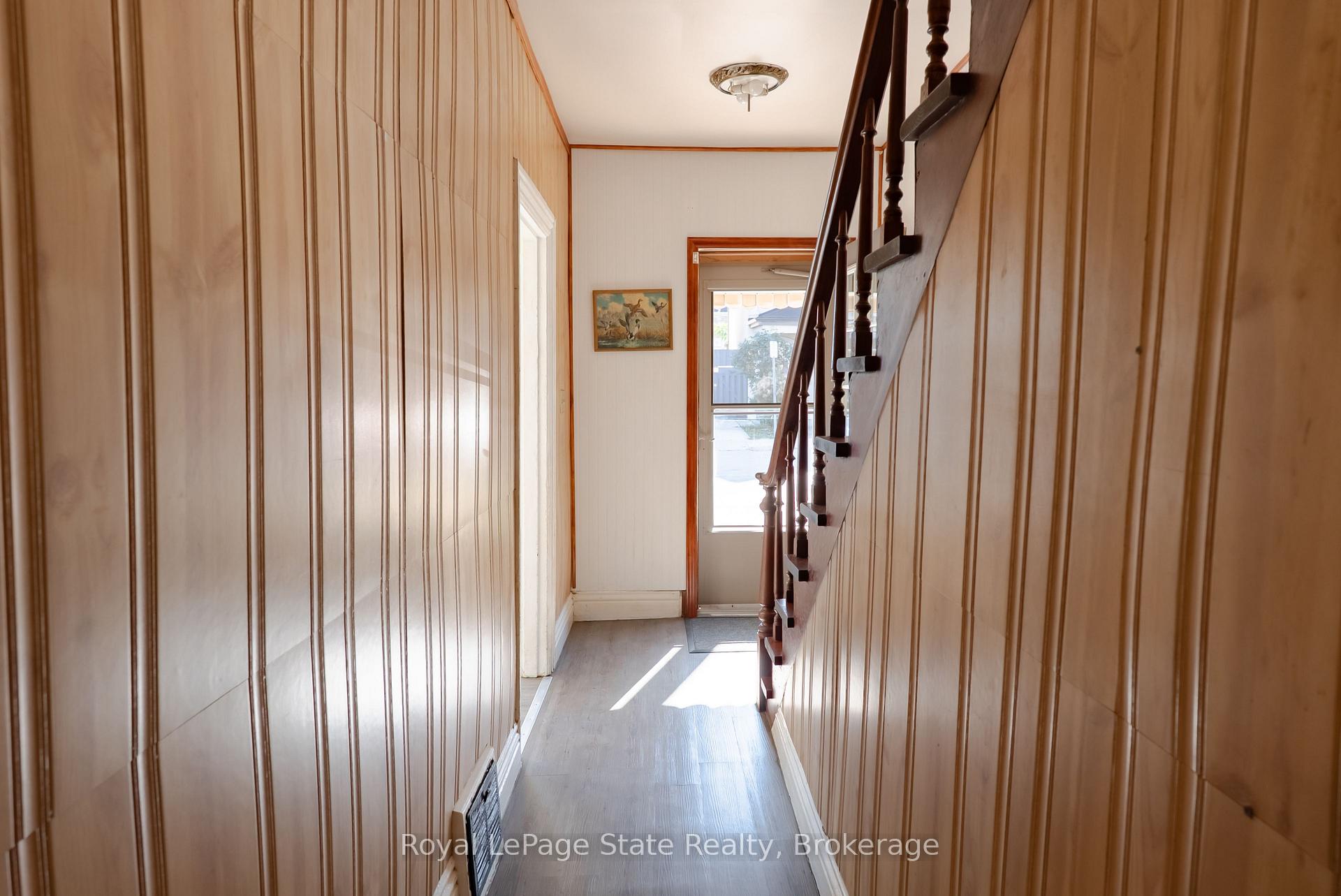 Photo 2 of 111 West Avenue N, Hamilton, Beasley — HOMEH