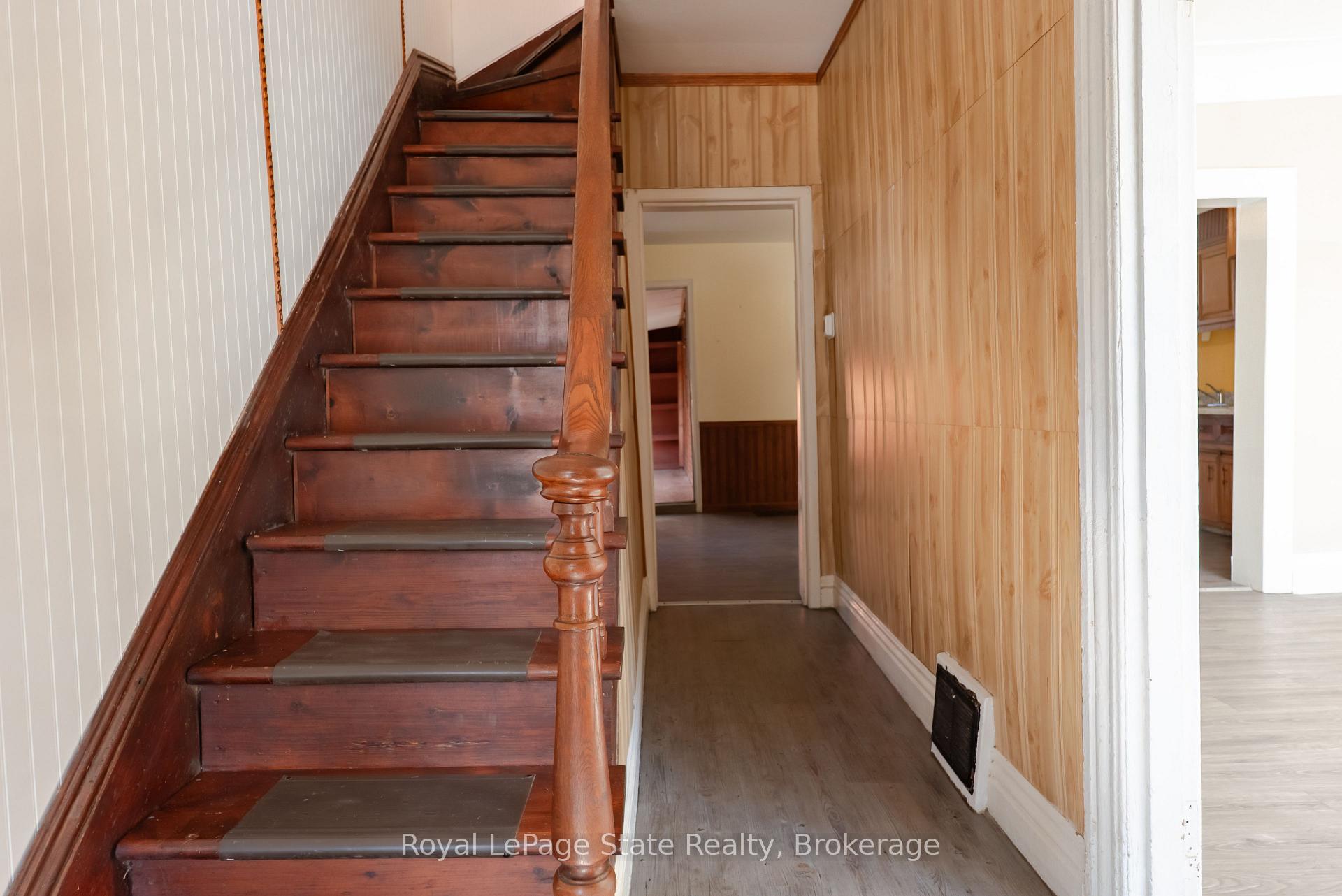 Photo 3 of 111 West Avenue N, Hamilton, Beasley — HOMEH