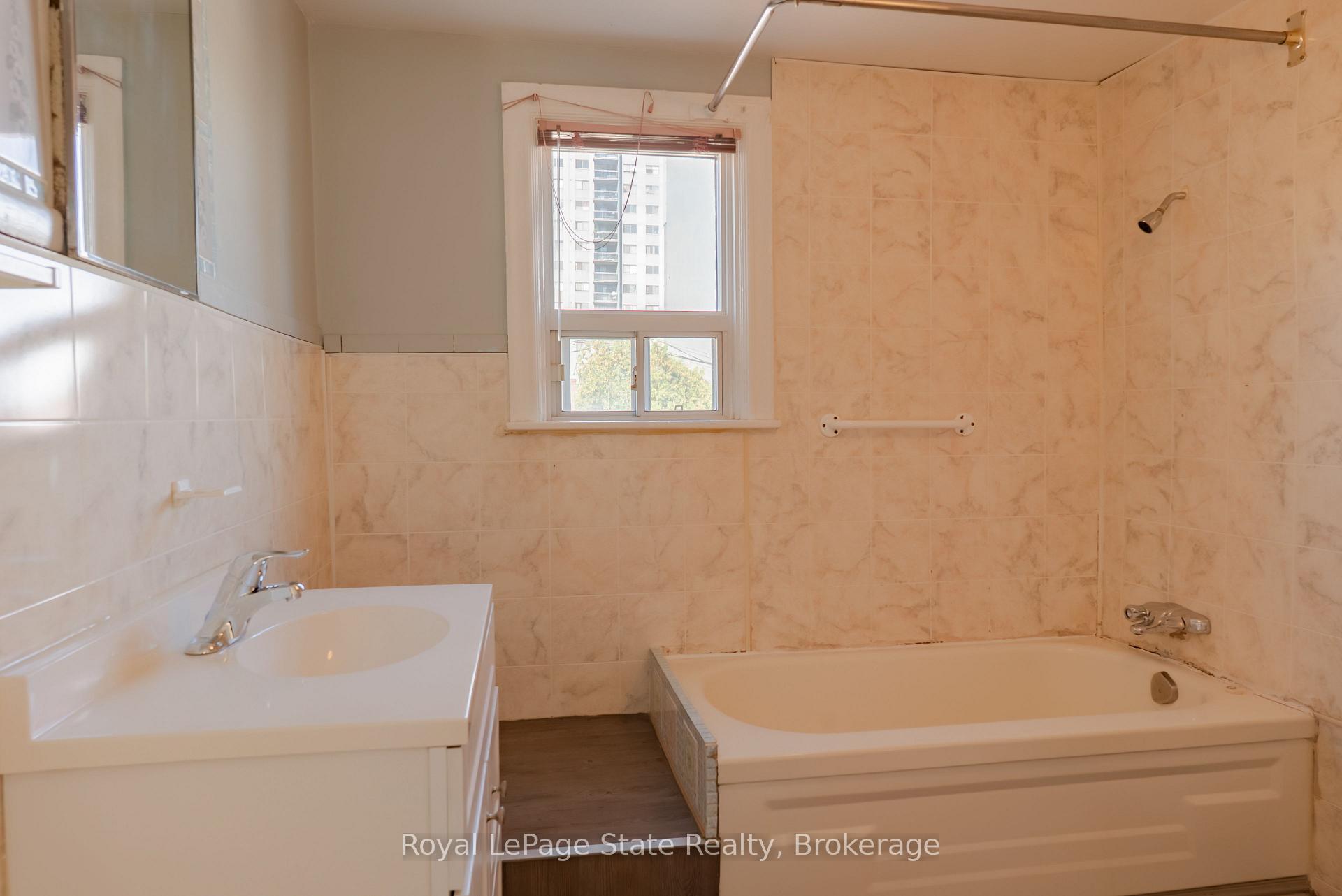 Photo 22 of 111 West Avenue N, Hamilton, Beasley — HOMEH