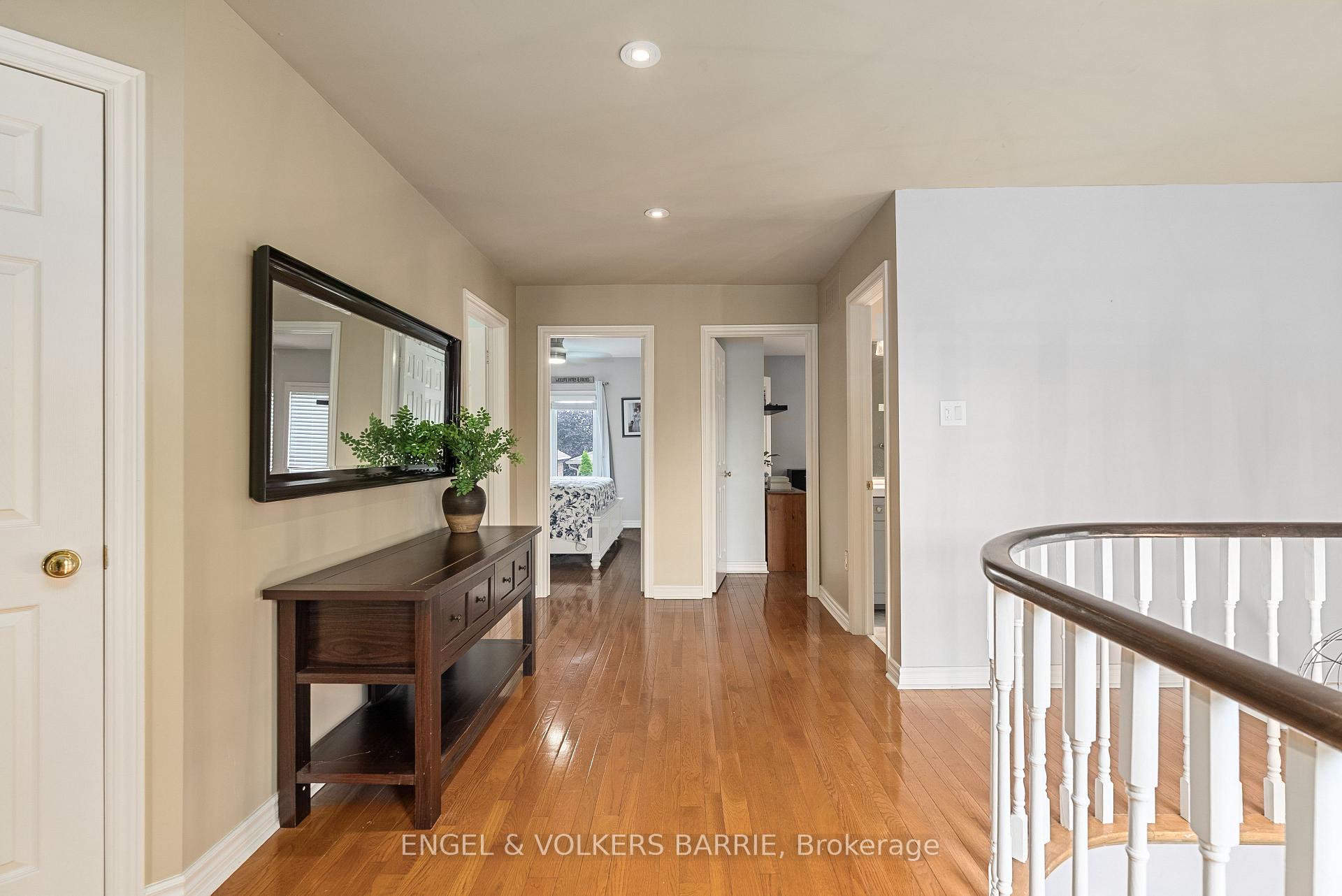 Photo 18 of 19 Grand Forest Drive, Barrie, Bayshore — HOMEH
