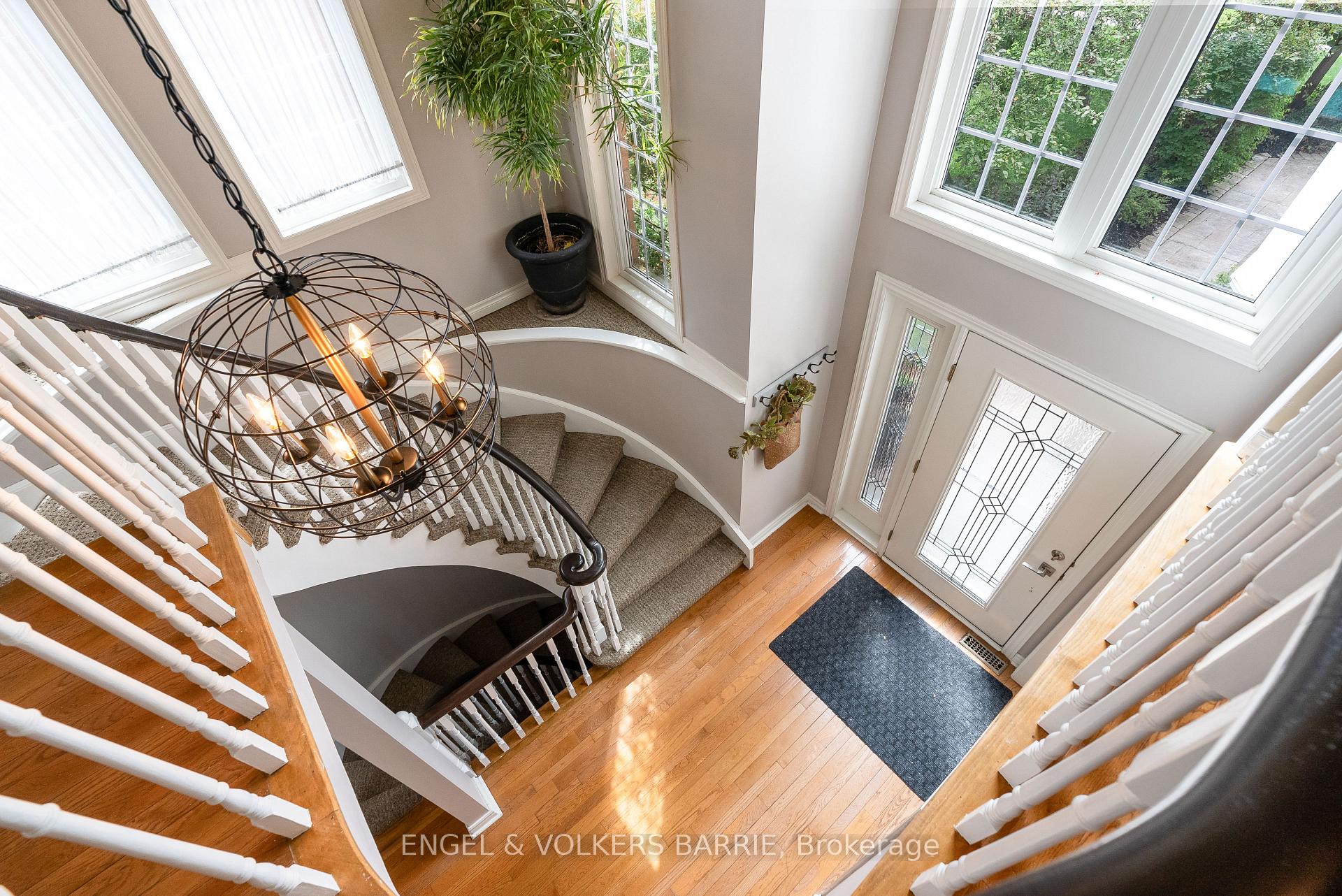 Photo 32 of 19 Grand Forest Drive, Barrie, Bayshore — HOMEH