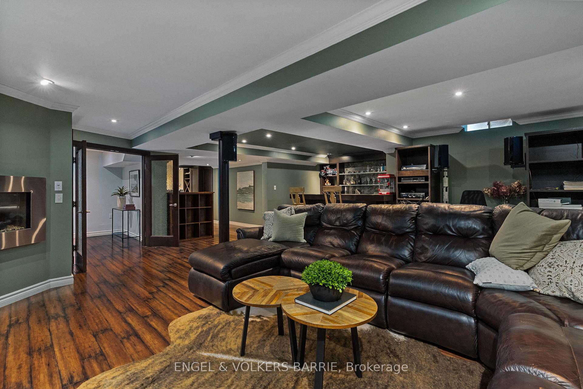 Photo 37 of 19 Grand Forest Drive, Barrie, Bayshore — HOMEH
