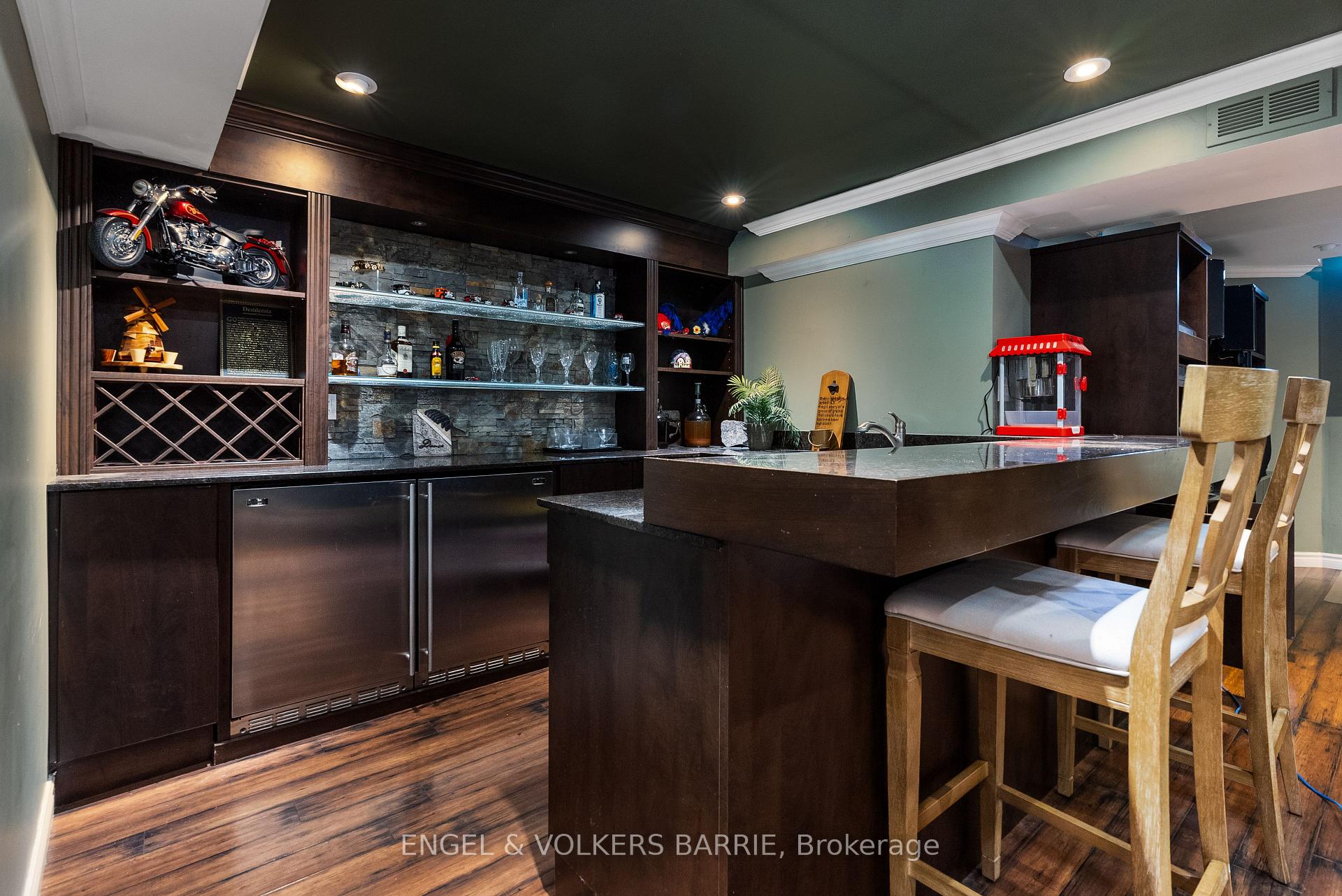 Photo 38 of 19 Grand Forest Drive, Barrie, Bayshore — HOMEH