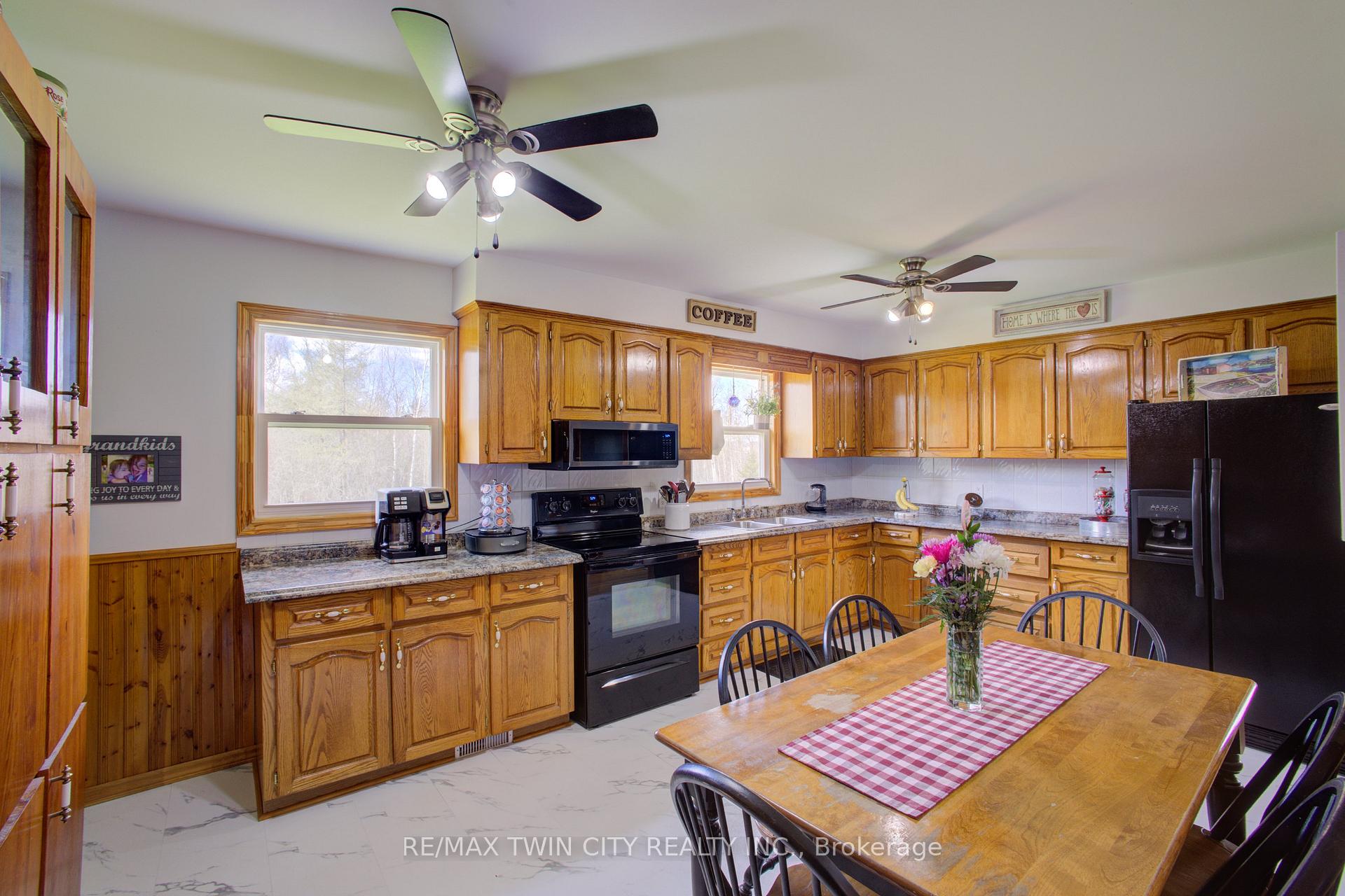 Photo 12 of 375729 6TH Line, Amaranth, Rural Amaranth — HOMEH
