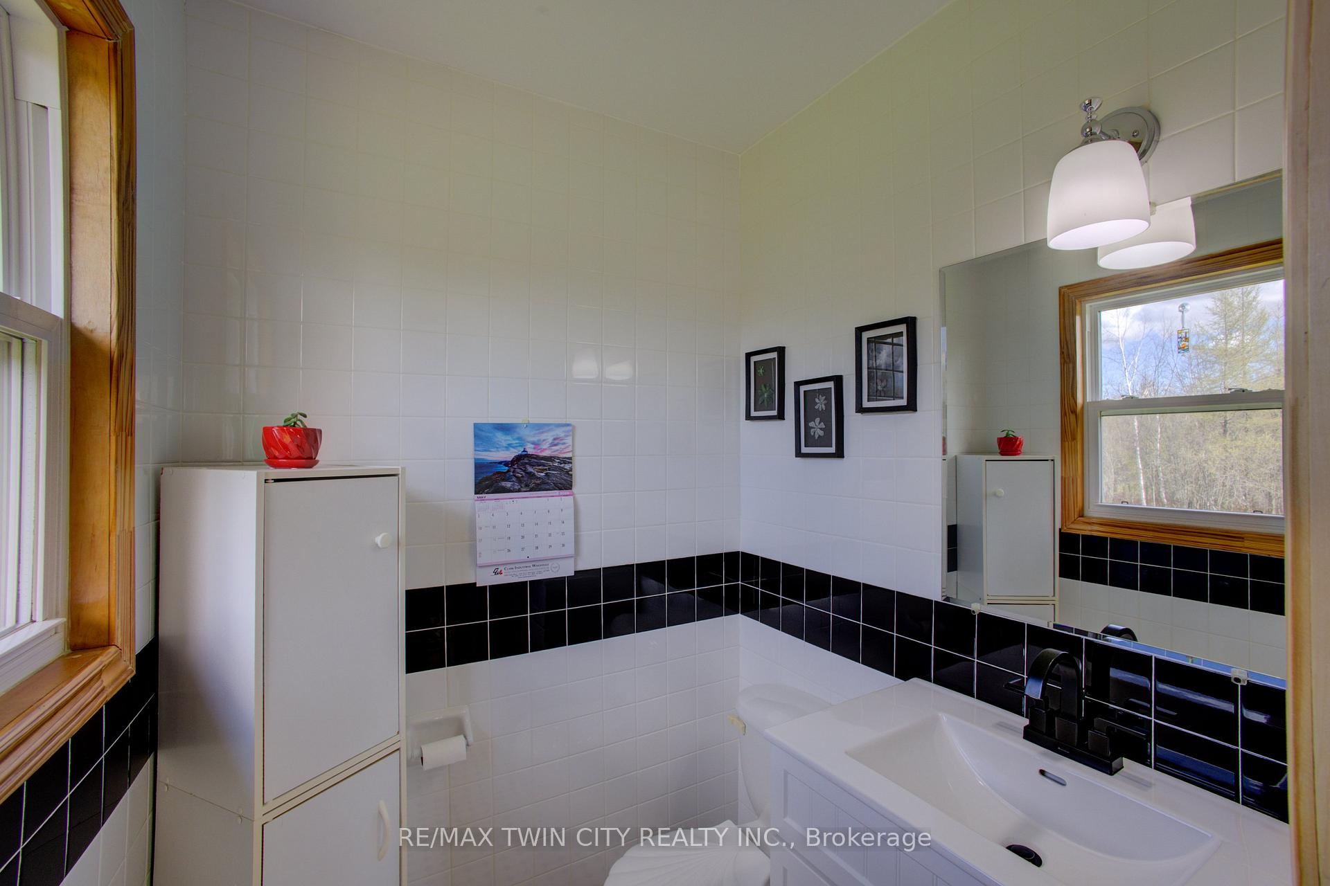 Photo 24 of 375729 6TH Line, Amaranth, Rural Amaranth — HOMEH