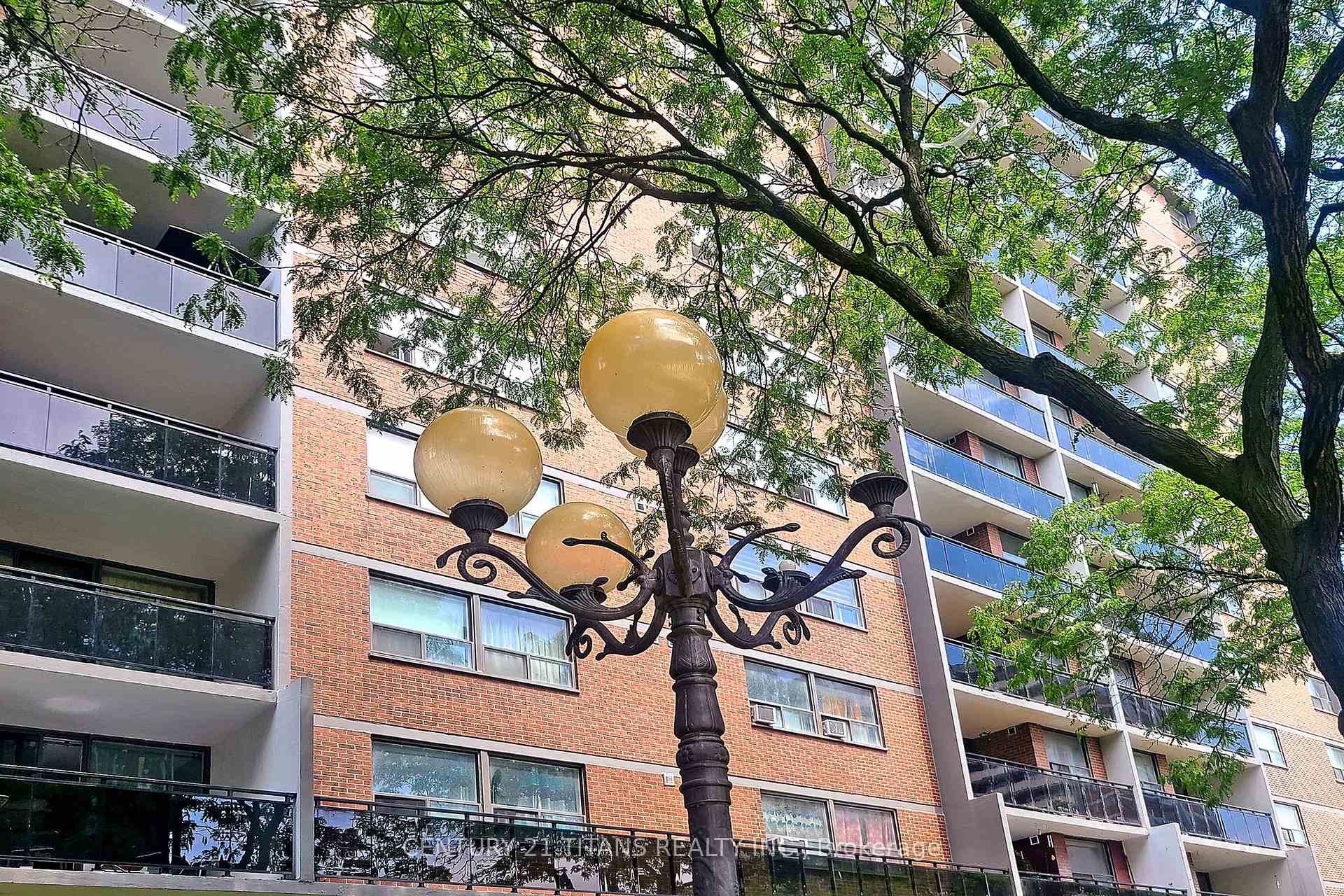 Photo 6 of Unit 1208, 20 Gilder Drive, Scarborough, Eglinton East — HOMEH