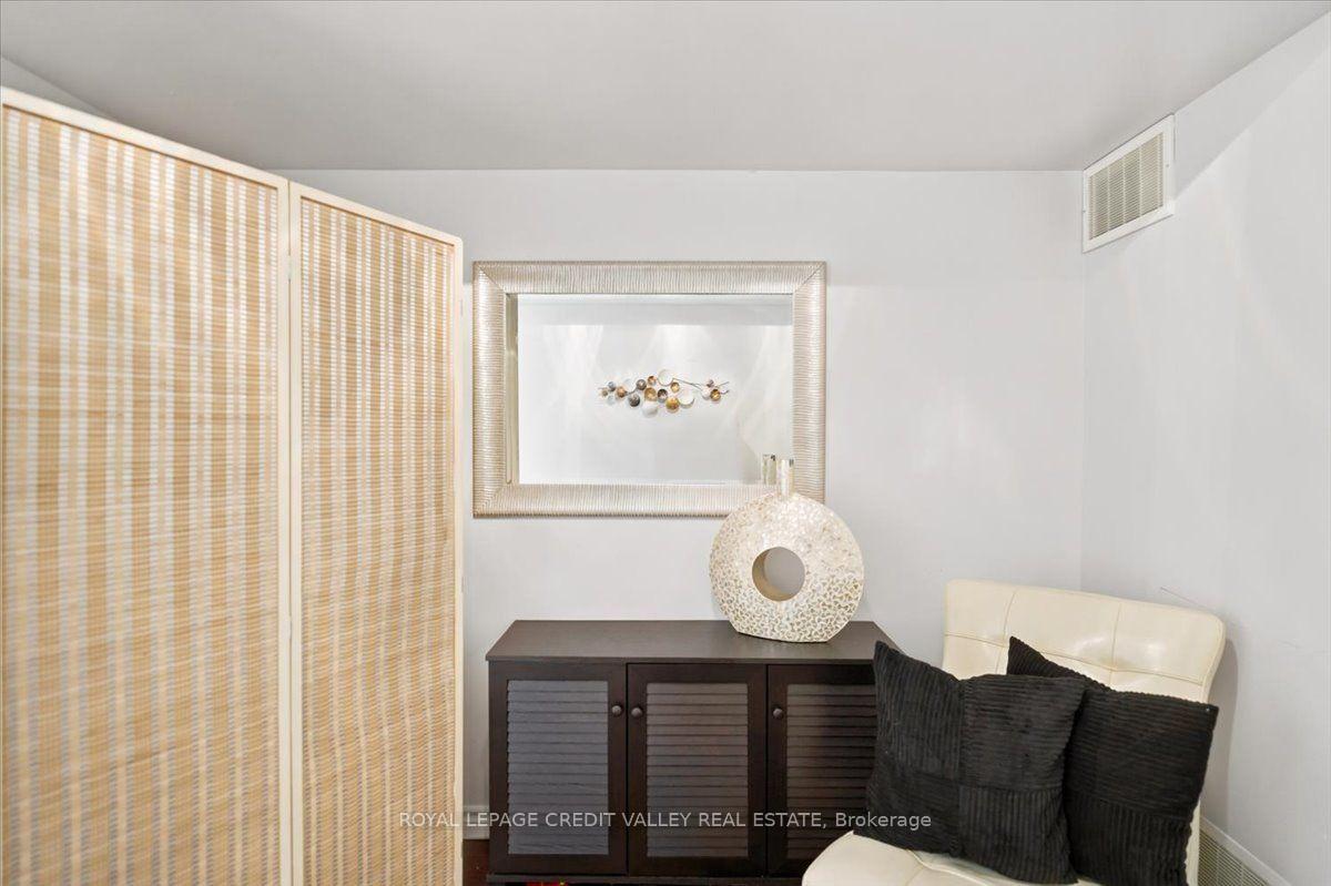 Photo 4 of Unit 55, 1250 St. Martins Drive, Pickering, Bay Ridges — HOMEH