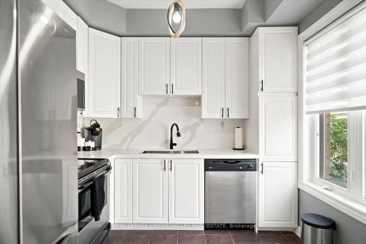Photo 5 of Unit 55, 1250 St. Martins Drive, Pickering, Bay Ridges — HOMEH