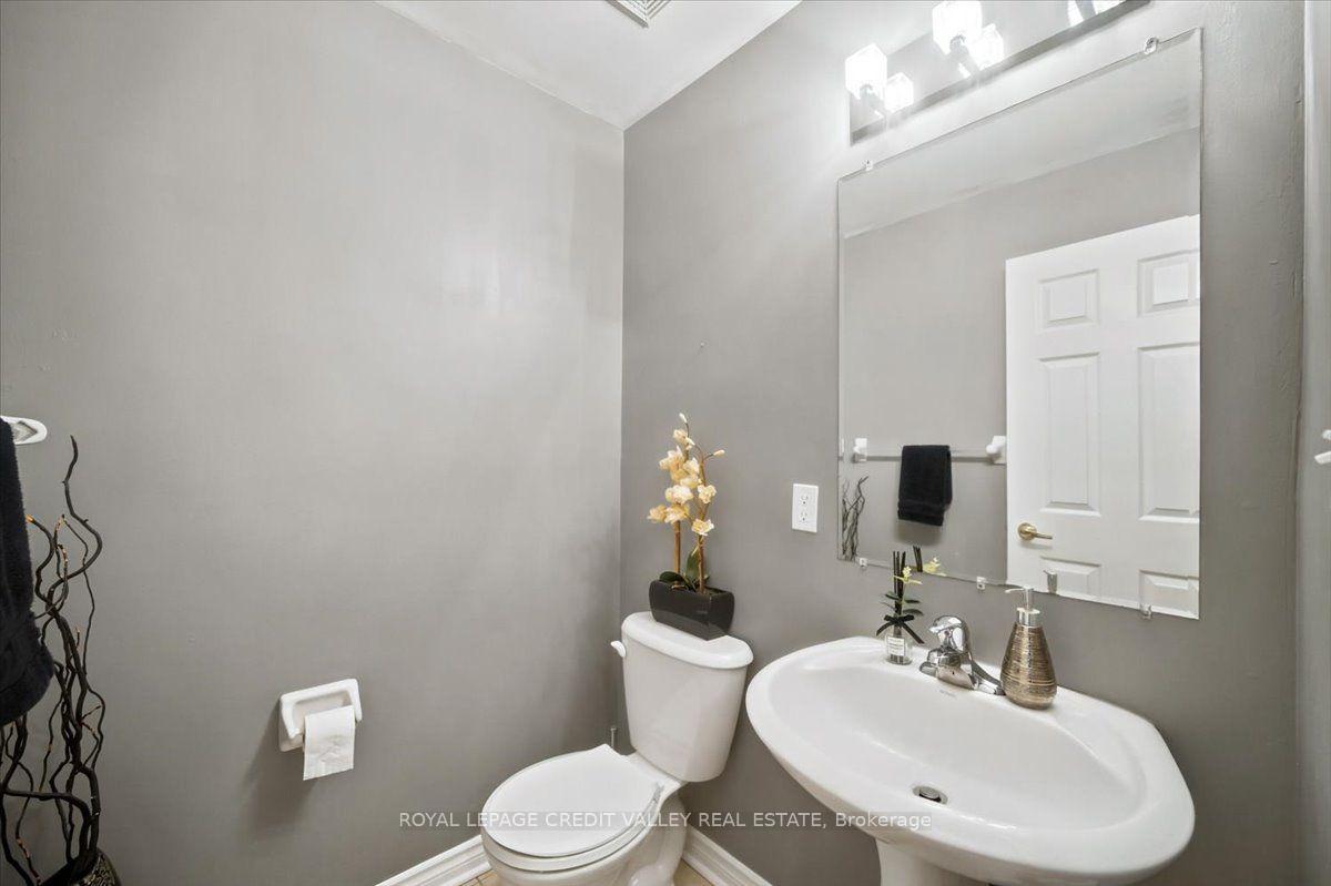 Photo 11 of Unit 55, 1250 St. Martins Drive, Pickering, Bay Ridges — HOMEH